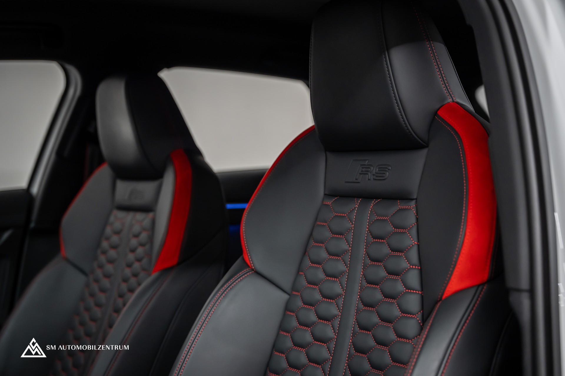 AUDI RS3 Sportback 2.5 TFSI quattro S-Tronic / Head-Up / B&O / 360° / Matrix LED-image-19