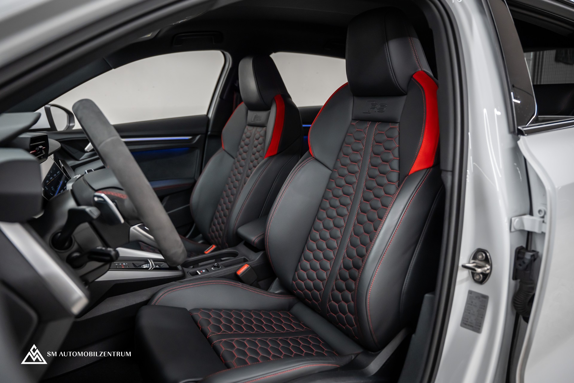 AUDI RS3 Sportback 2.5 TFSI quattro S-Tronic / Head-Up / B&O / 360° / Matrix LED-image-18