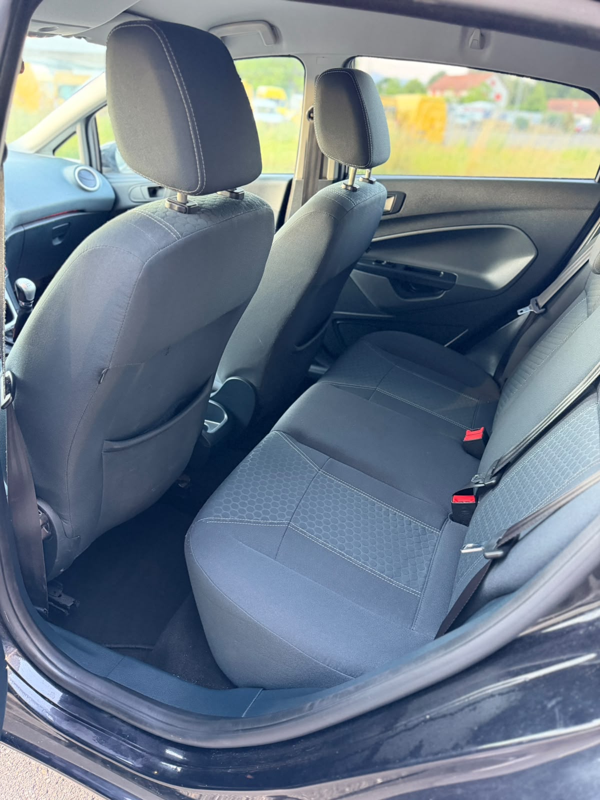 FORD Fiesta 1.4 16V Trend-image-5