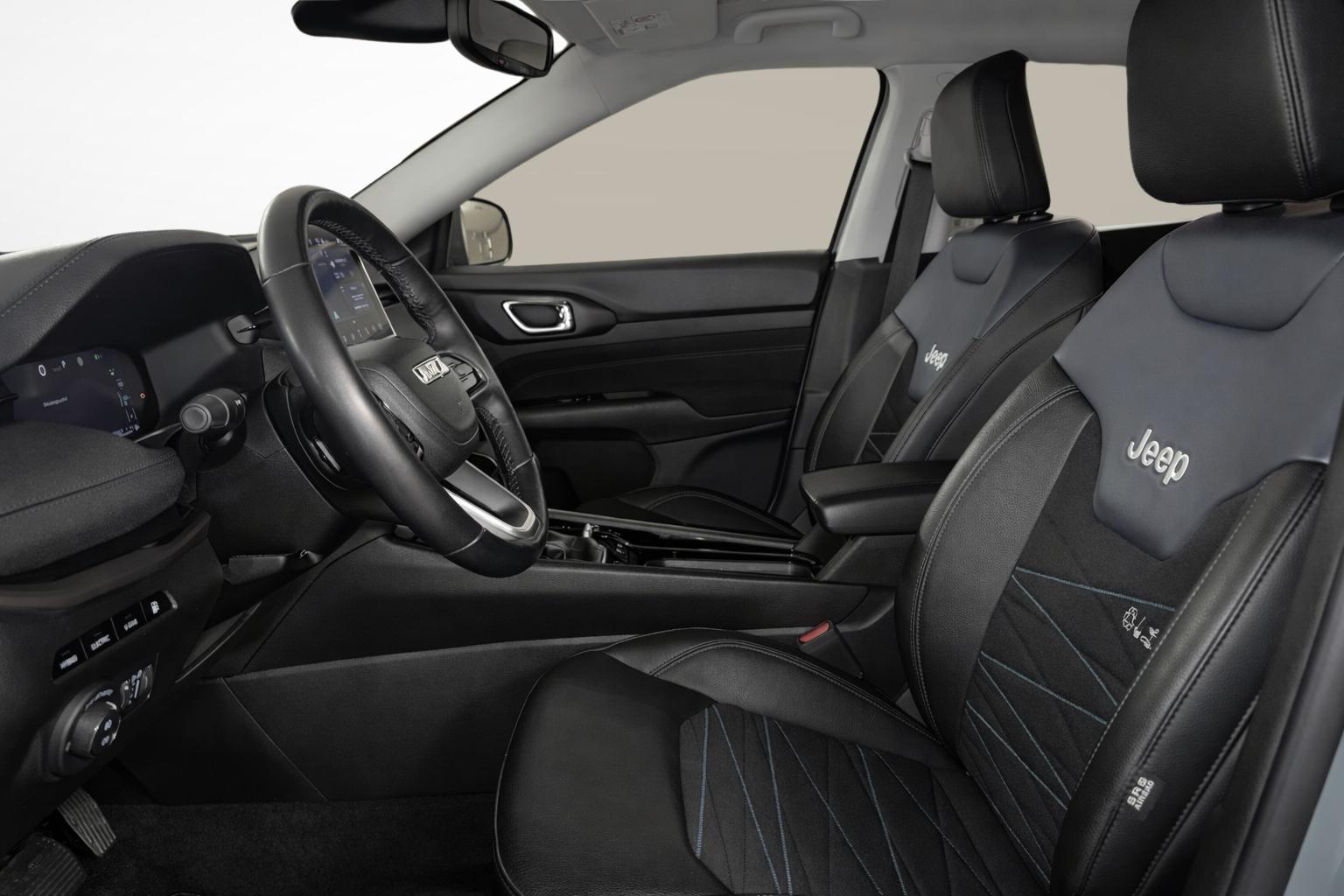 JEEP Compass 1.3 Upland 4xe-image-11