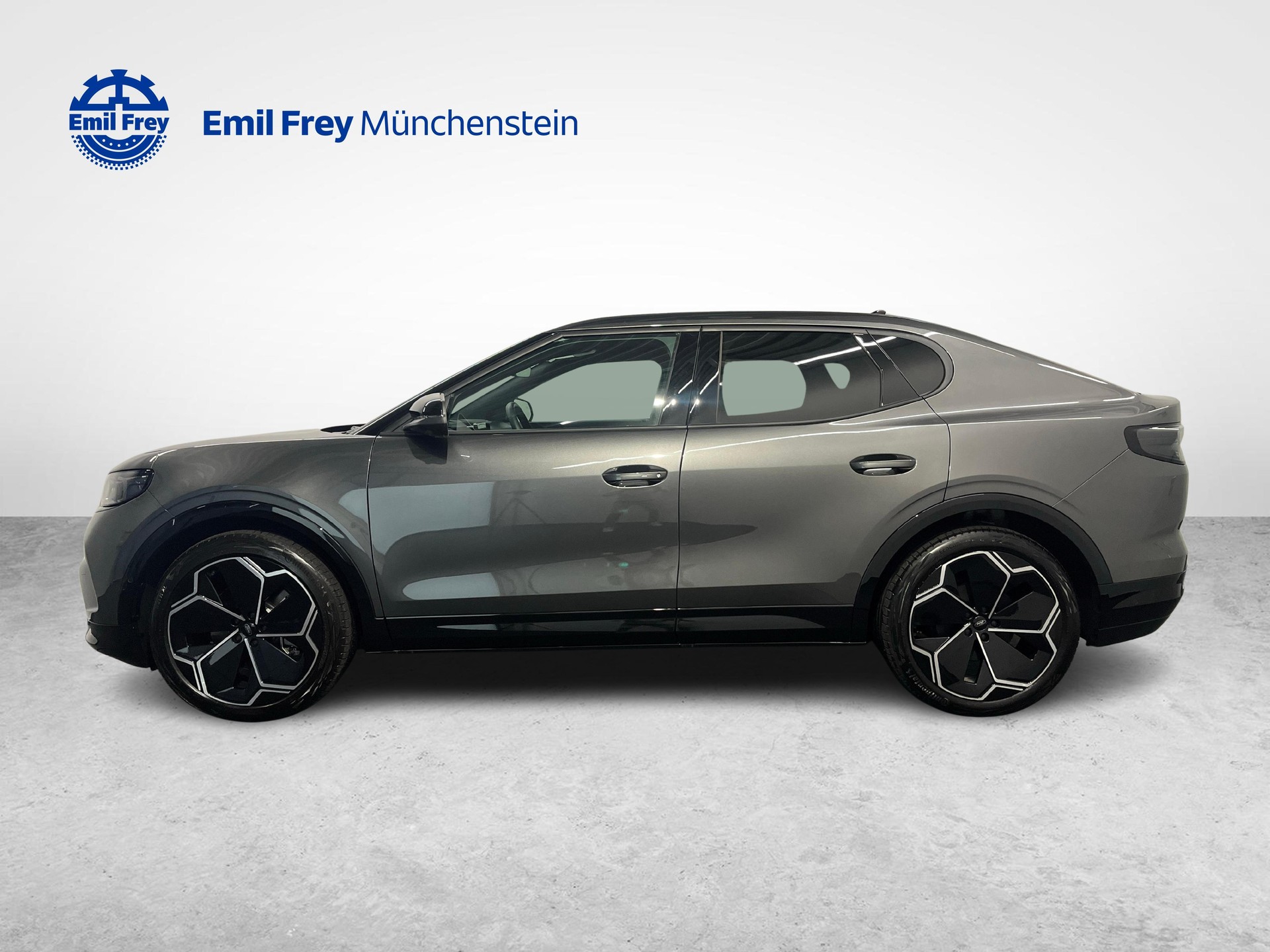 FORD Capri Extended Range Premium-image-1