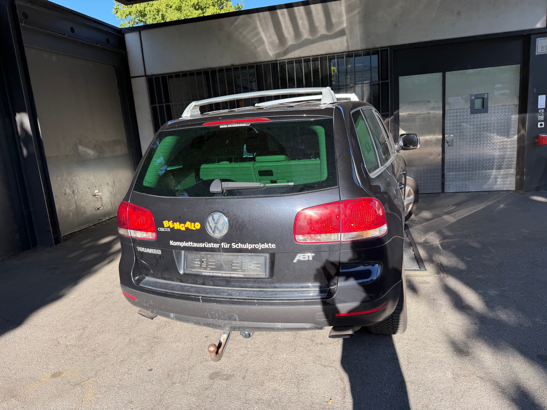 VW Touareg 5.0 TDI V10 Automatic-image-4