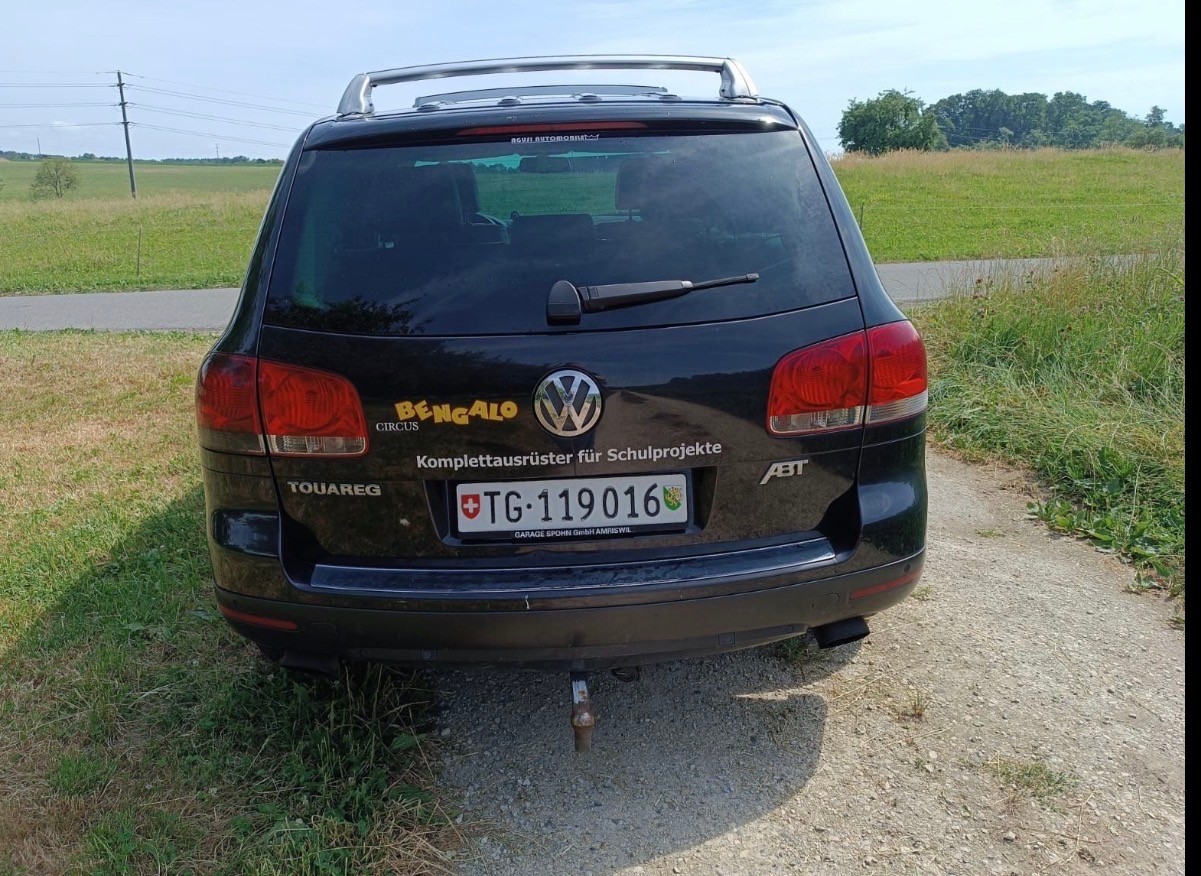 VW Touareg 5.0 TDI V10 Automatic-image-2