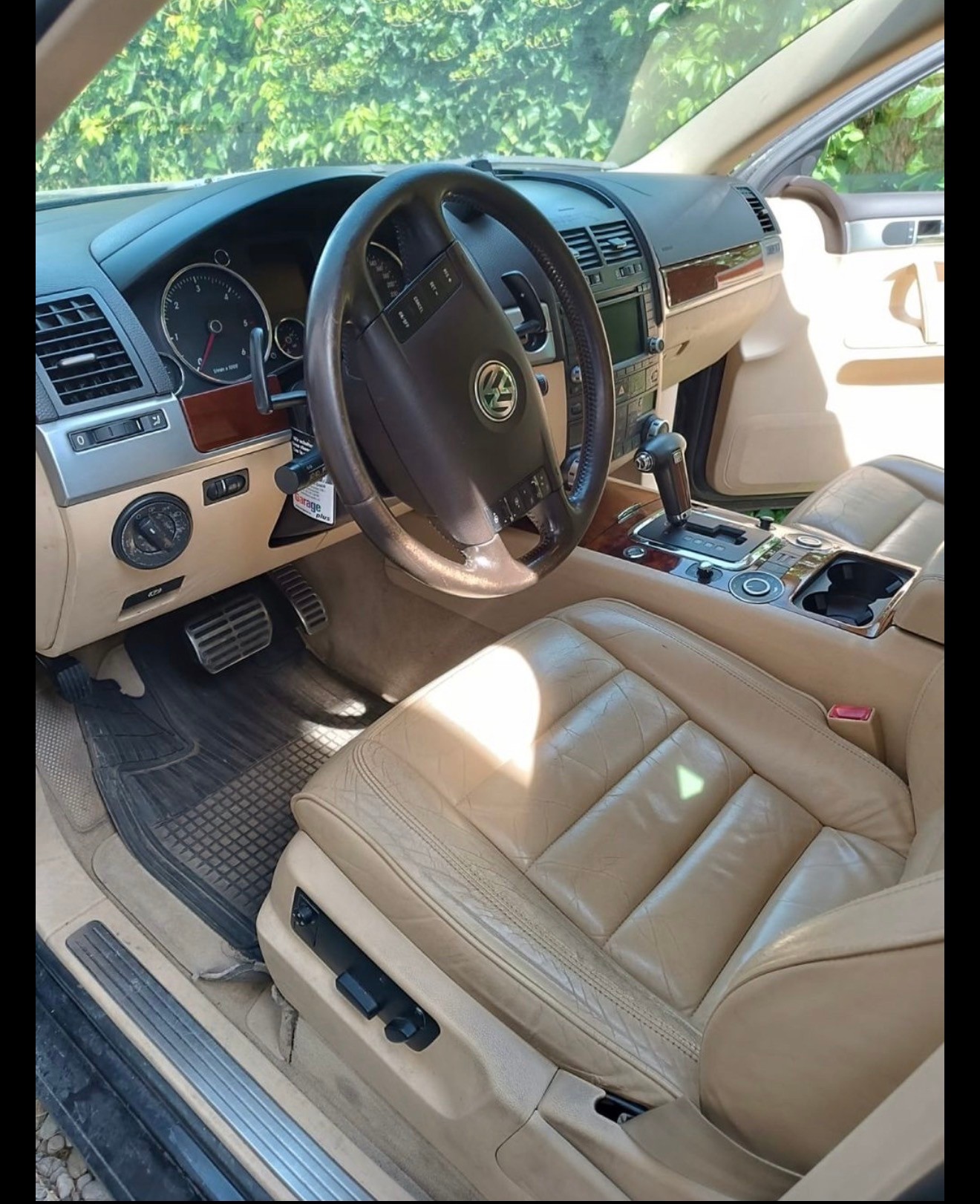 VW Touareg 5.0 TDI V10 Automatic-image-7
