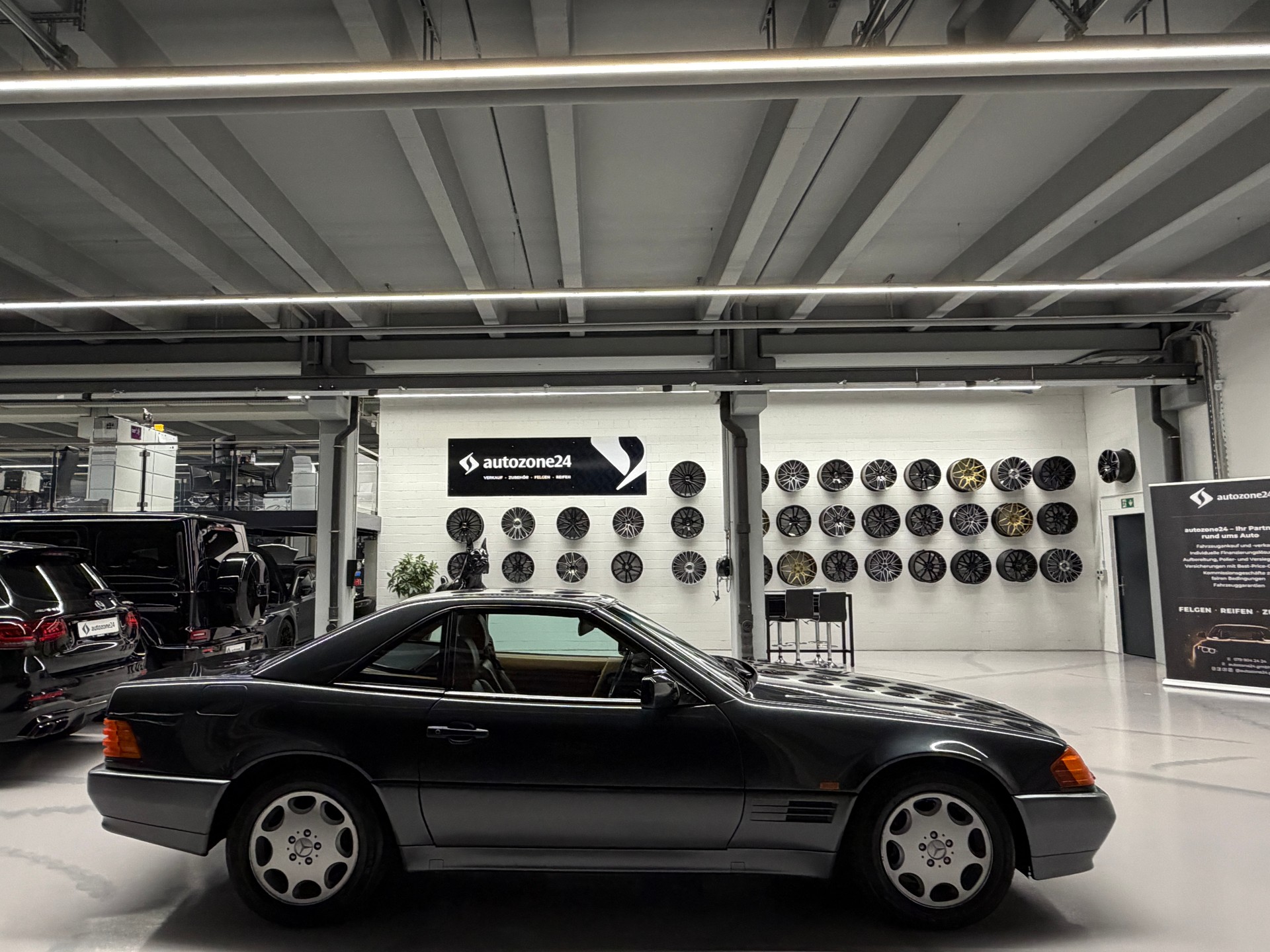 MERCEDES-BENZ SL 600 Automatic *CH-Veteranenfahrzeug*1. Hand*Sehr gepflegt*-showroom-element-2