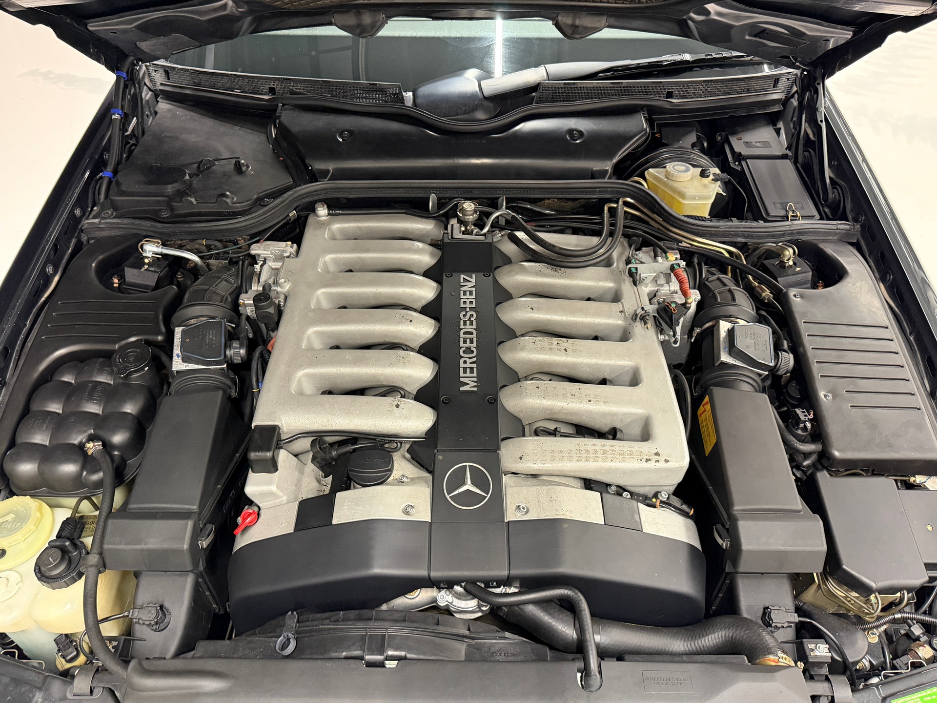 MERCEDES-BENZ SL 600 Automatic *CH-Veteranenfahrzeug*1. Hand*Sehr gepflegt*Blauschwarz-Metallic*Limitierte Stückzahl*-image-14