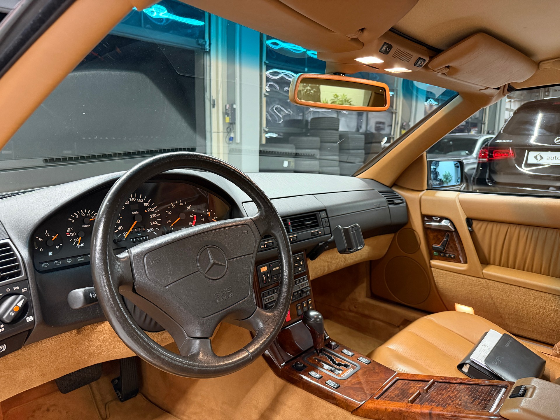 MERCEDES-BENZ SL 600 Automatic *CH-Veteranenfahrzeug*1. Hand*Sehr gepflegt*-showroom-element-3