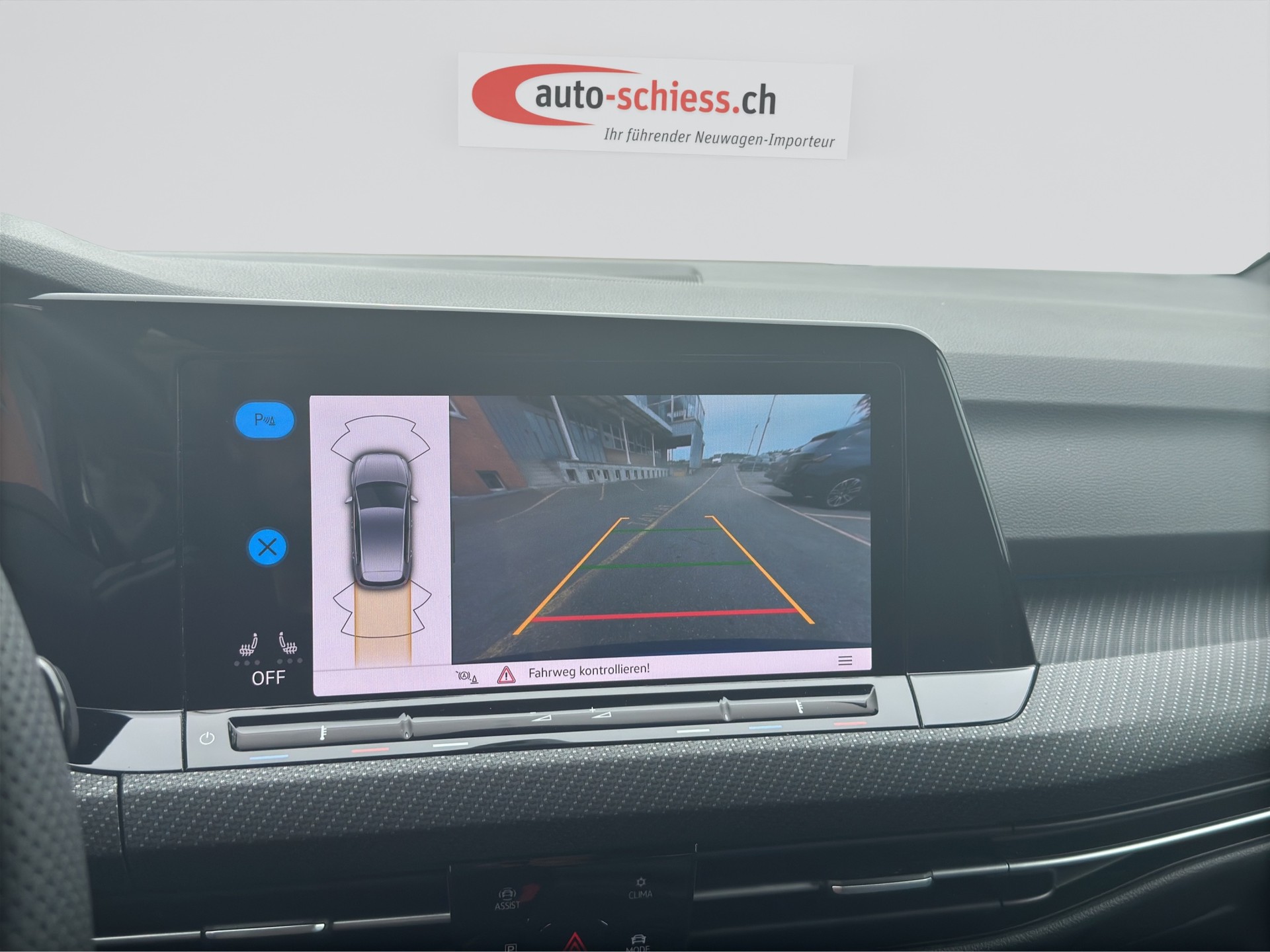 VW Golf 2.0 TSI R DSG 4Motion-image-13