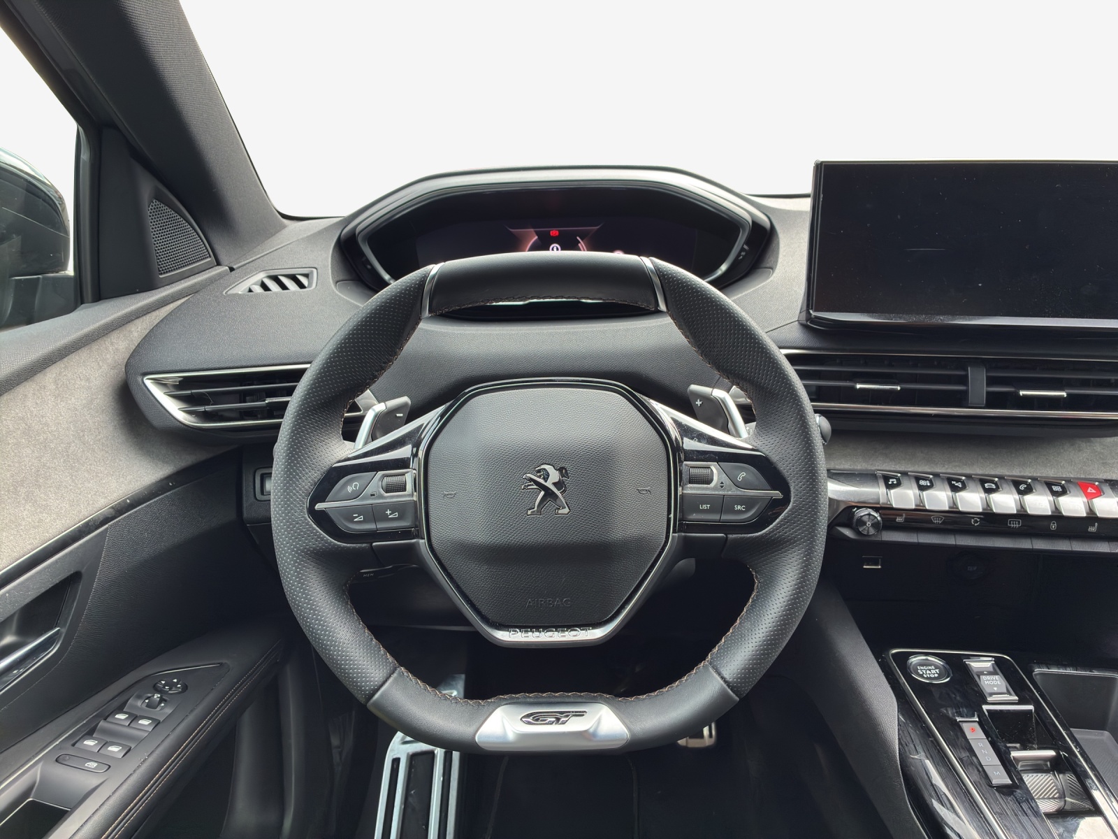PEUGEOT 3008 1.2 PureTech GT EAT8-image-9