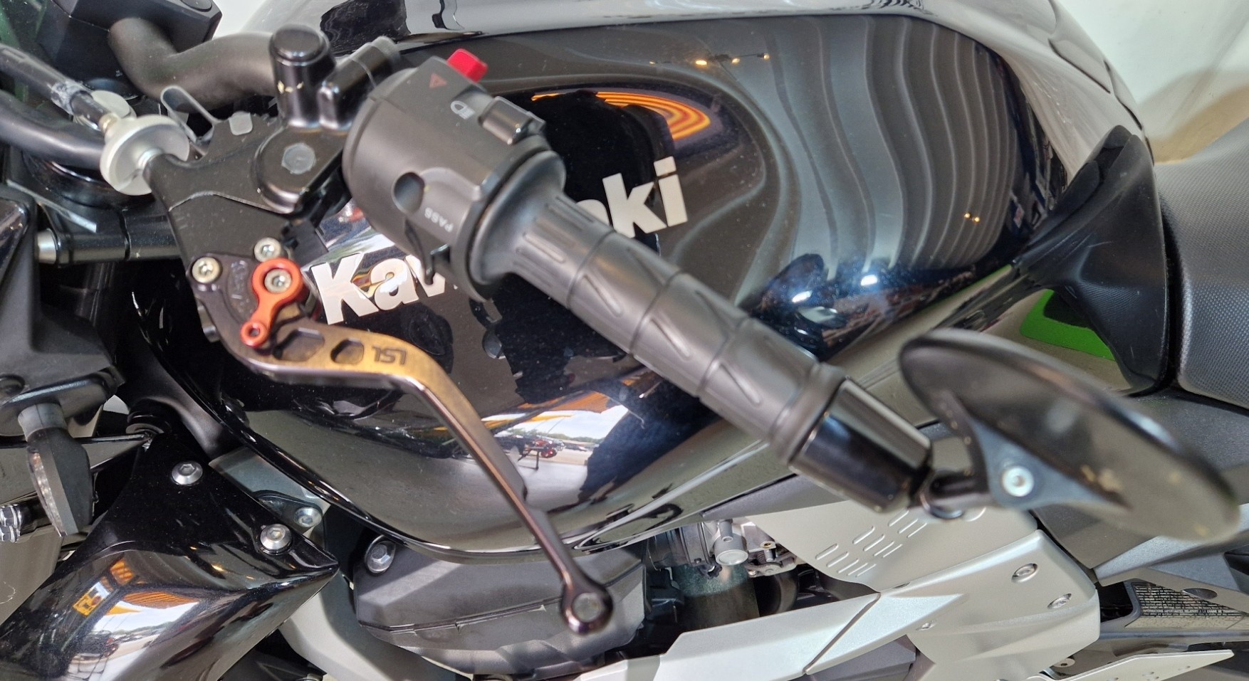 KAWASAKI Z 750 (25kW)-image-12
