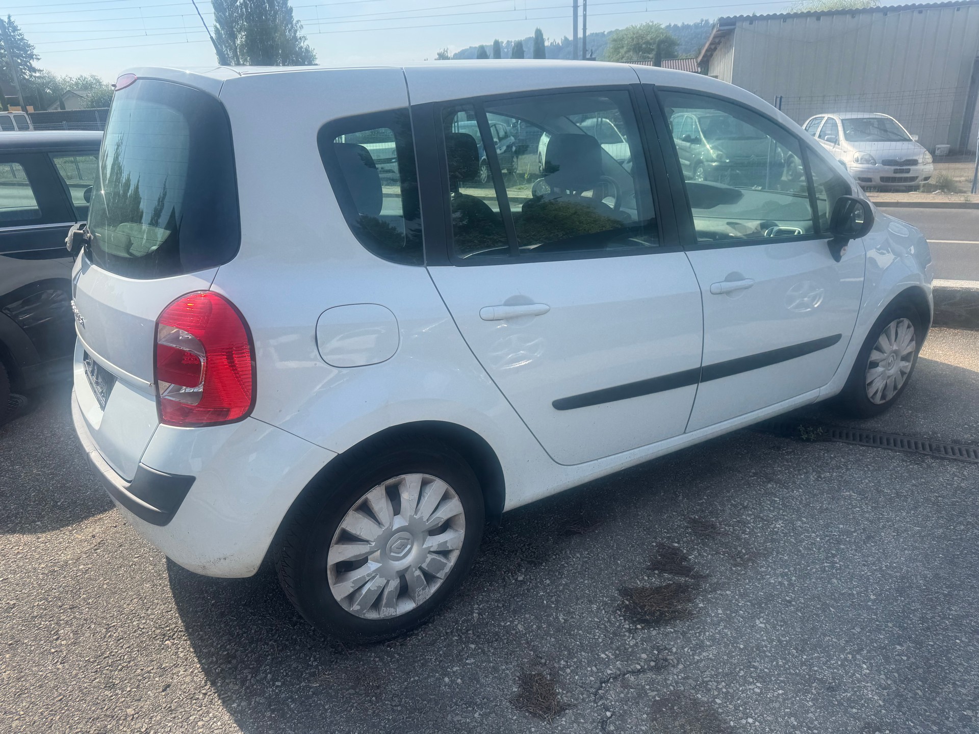 RENAULT Modus 1.6 16V Dynamique Automatic-image-1
