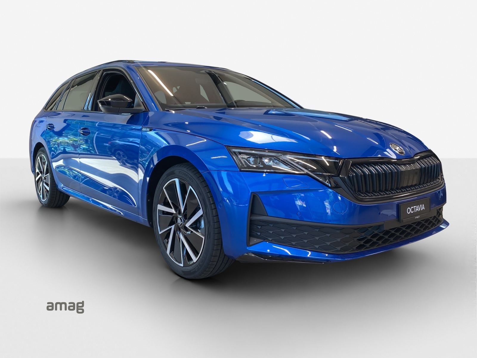 SKODA Octavia Combi 2.0 TSI DSG Sport Line 4x4-image-4