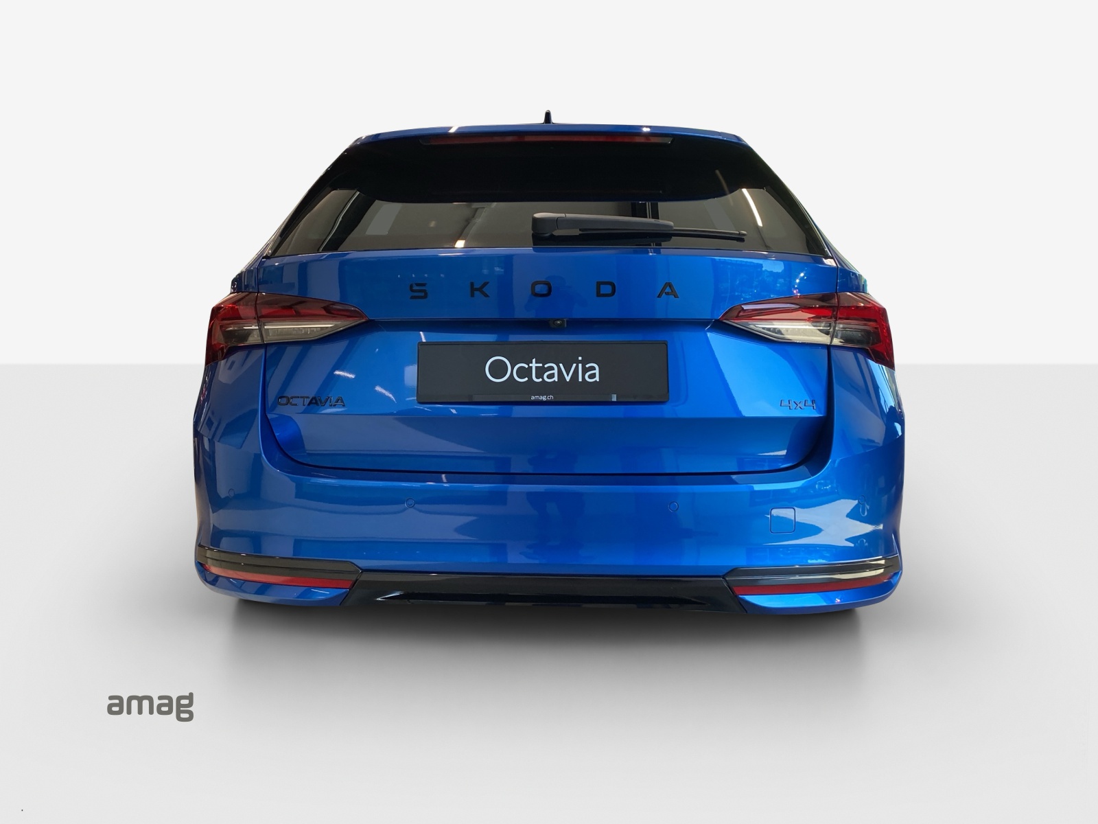 SKODA Octavia Combi 2.0 TSI DSG Sport Line 4x4-showroom-element-2