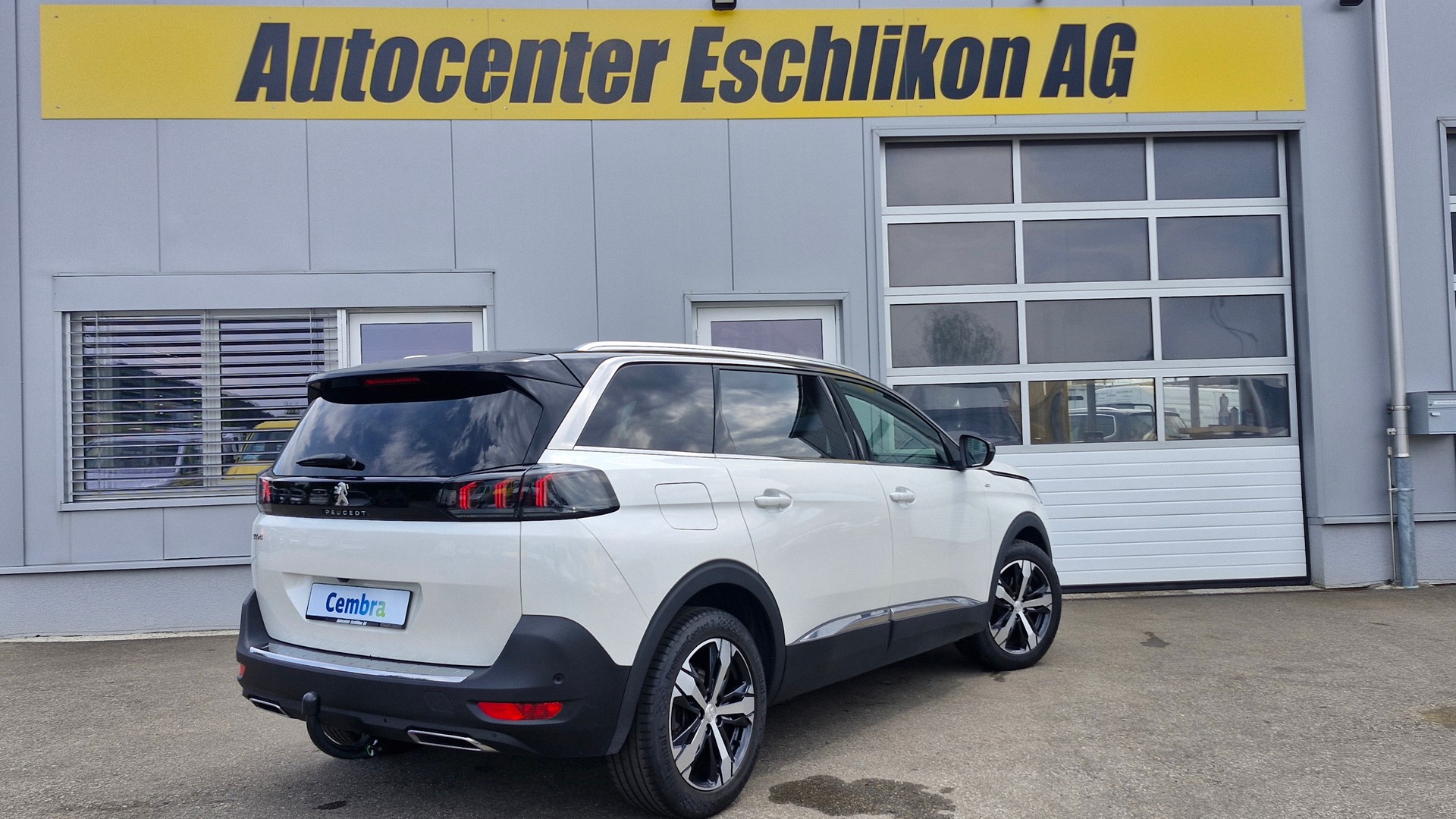 PEUGEOT 5008 1.5 BlueHDi GT-image-3