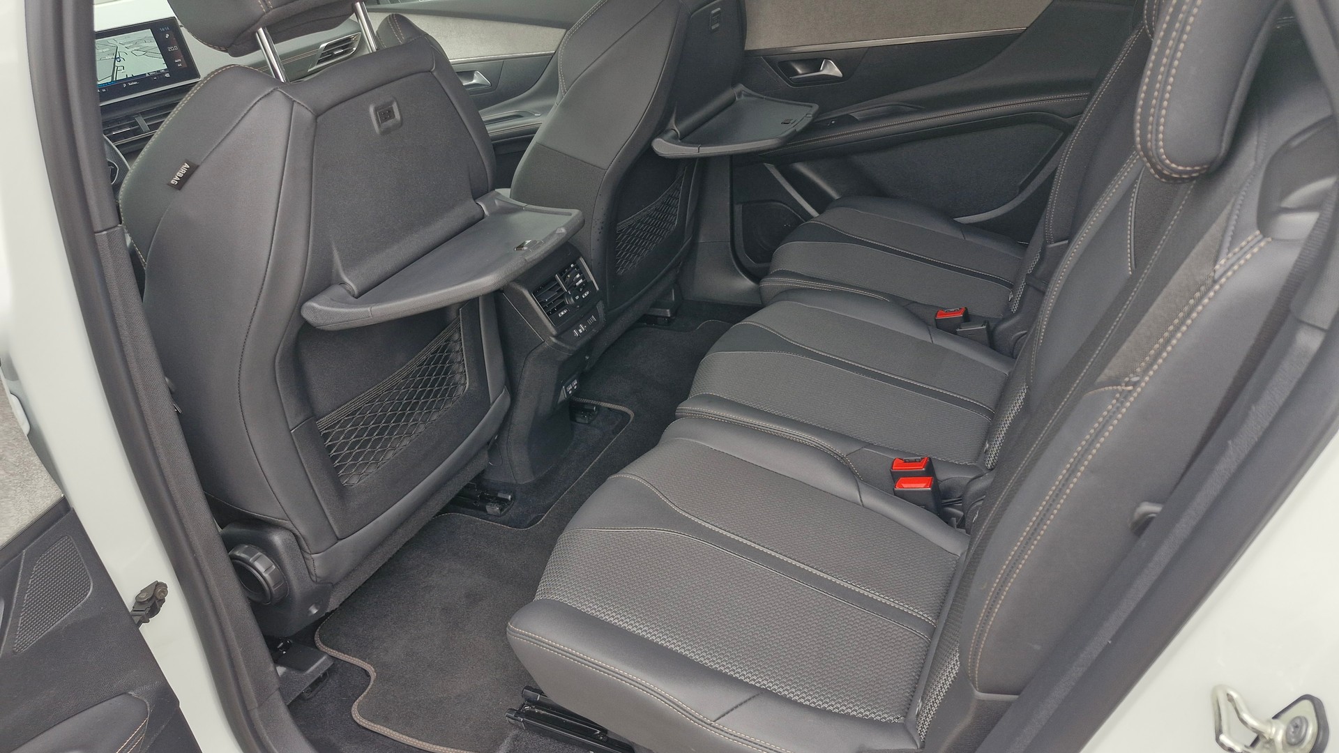 PEUGEOT 5008 1.5 BlueHDi GT-image-16