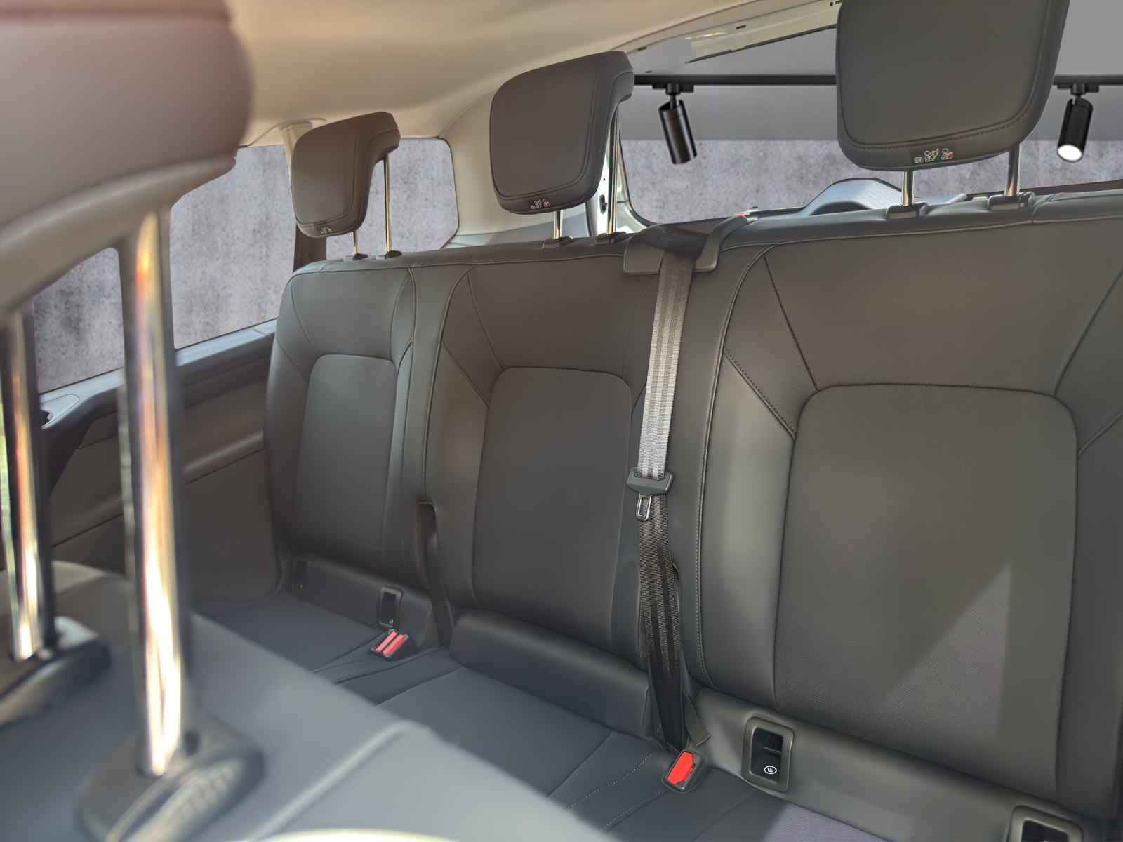 FORD Transit Custom 320 L2H1 Aut. AWD Active-image-10