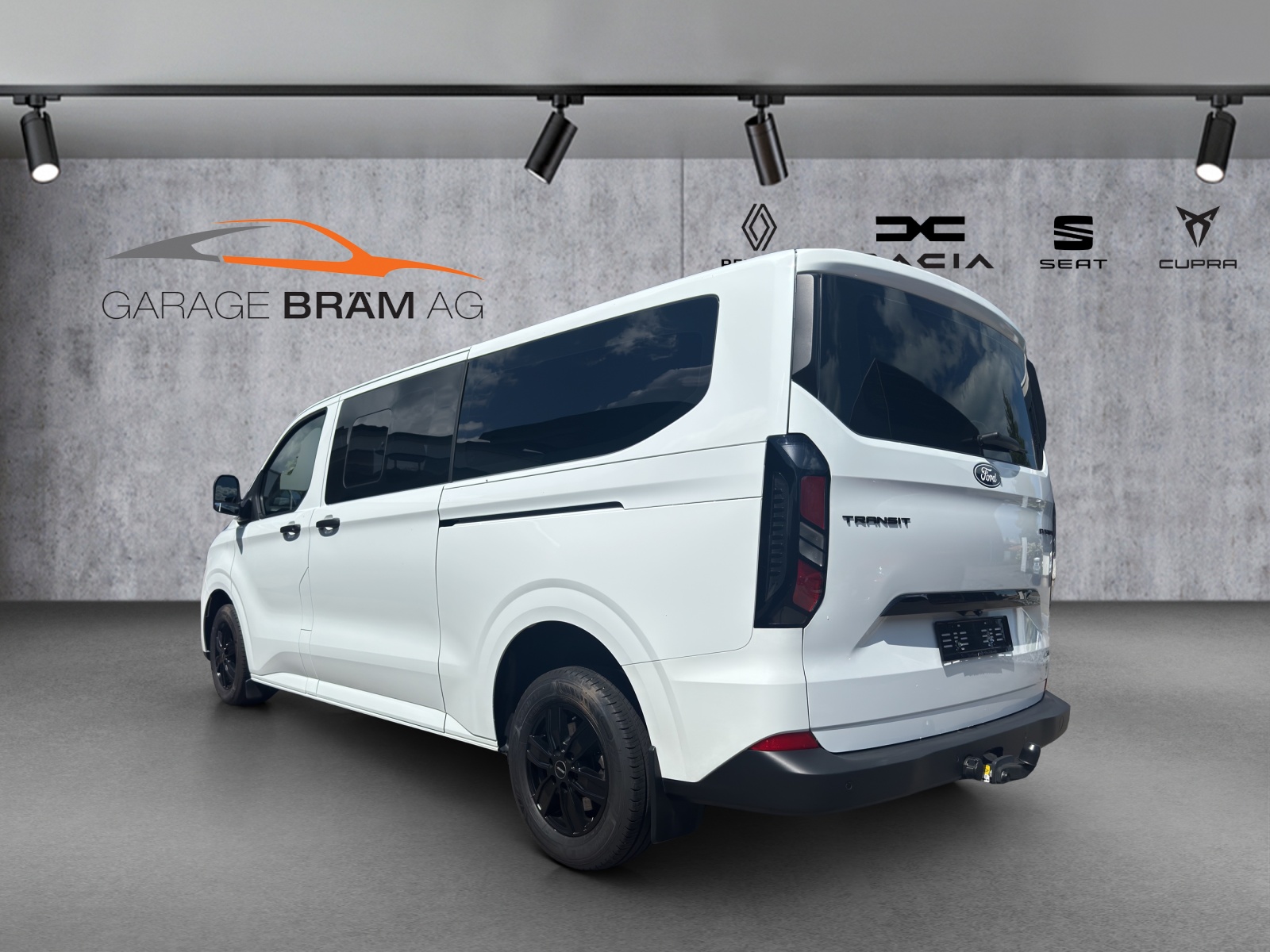FORD Transit Custom 320 L2H1 Aut. AWD Active-image-3