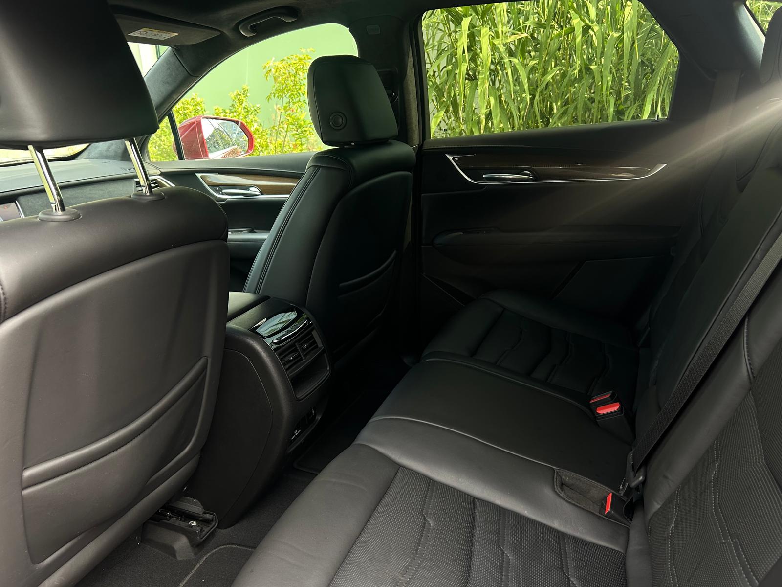 CADILLAC XT5 Crossover 3.6 Luxury Automatic-image-10
