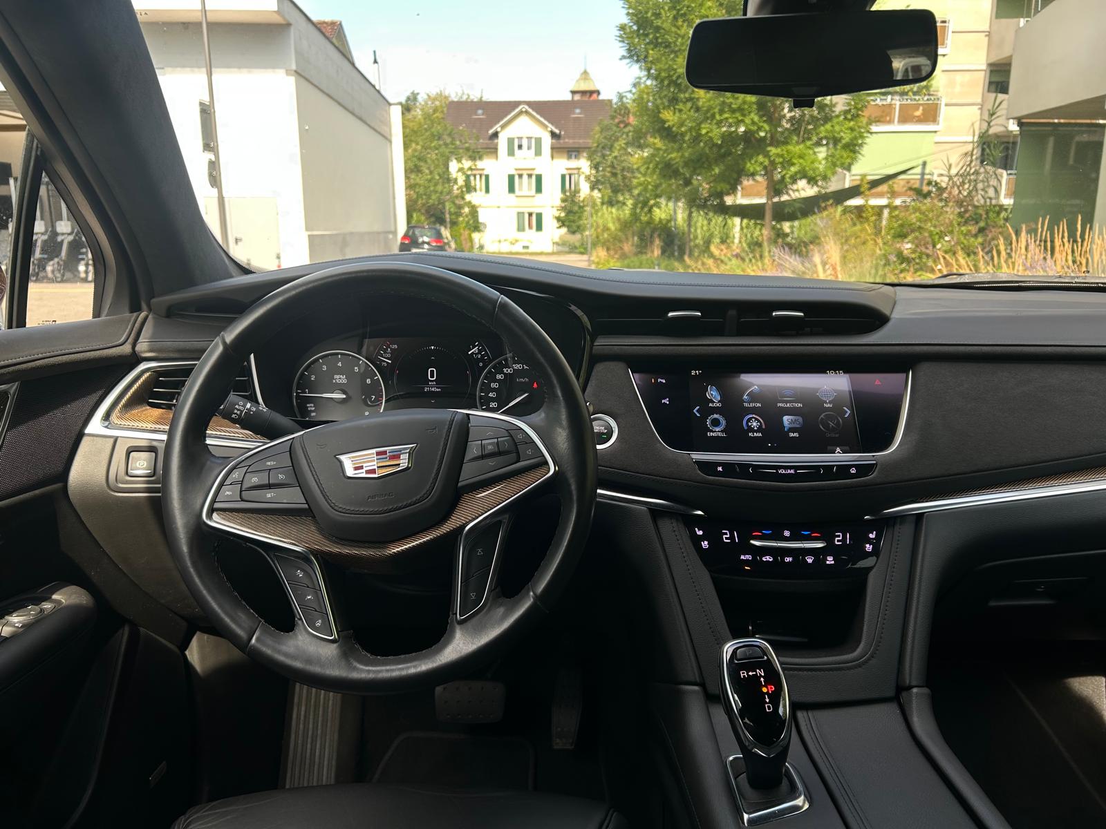 CADILLAC XT5 Crossover 3.6 Luxury Automatic-image-14