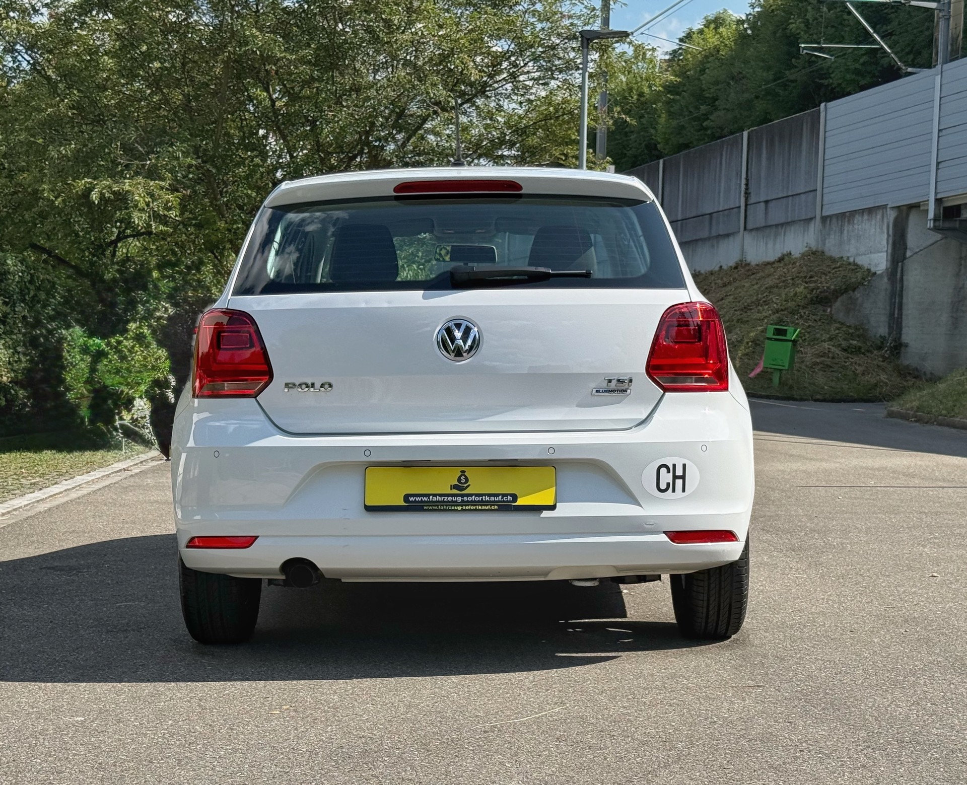 VW Polo 1.2 TSI BMT Comfortline (Frisch Ab MFK)-image-4