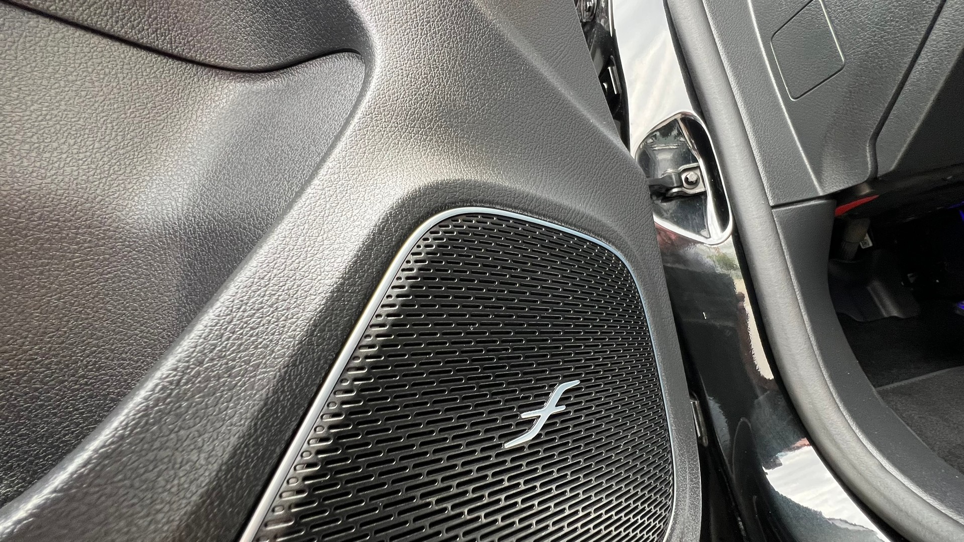 MERCEDES-BENZ A 45 S AMG 4MATIC+ SPEEDSHIFT AERO BLACK l 421 PS-image-26