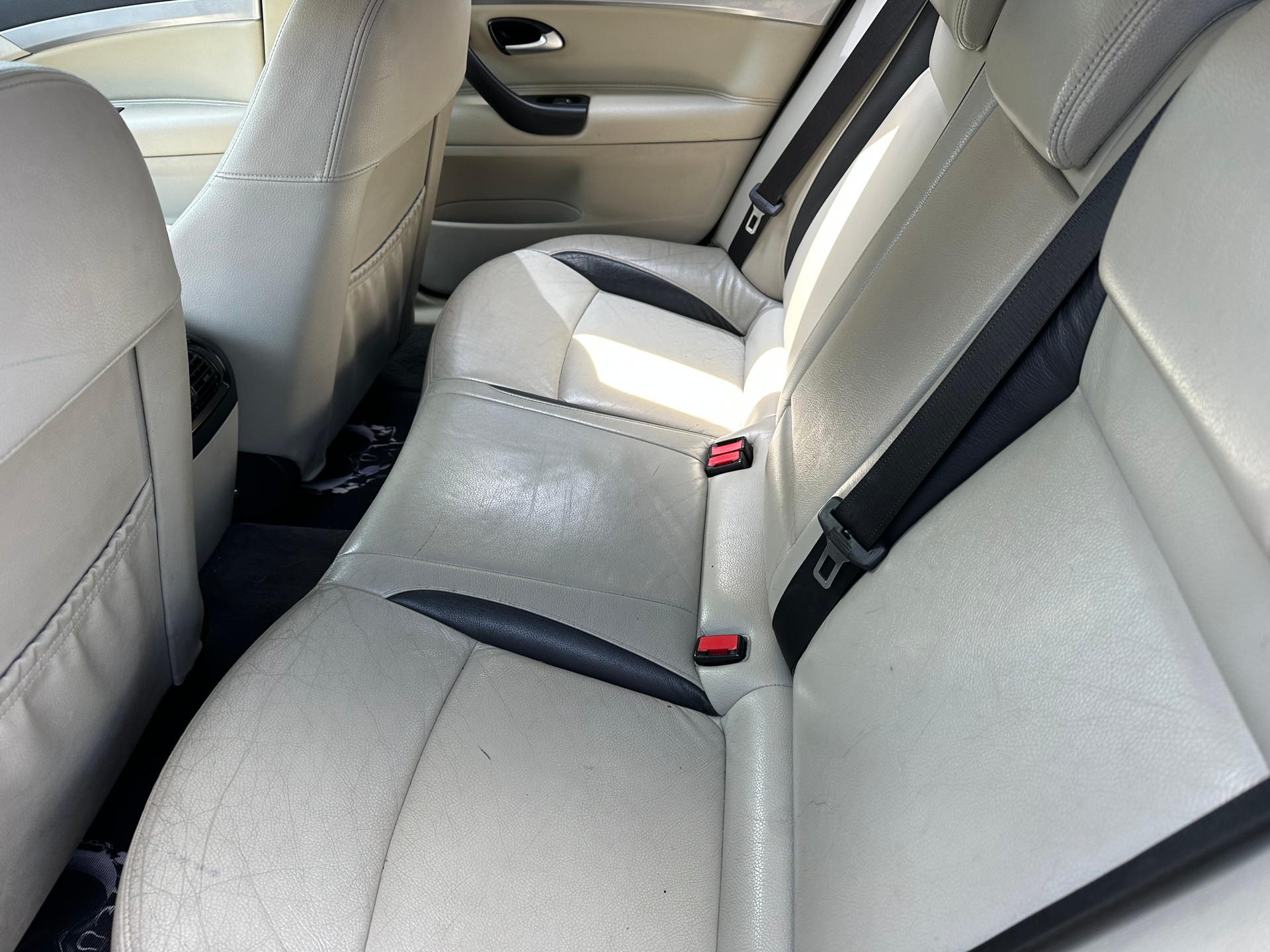 SAAB 9-3 2.8T V6 Aero-image-2