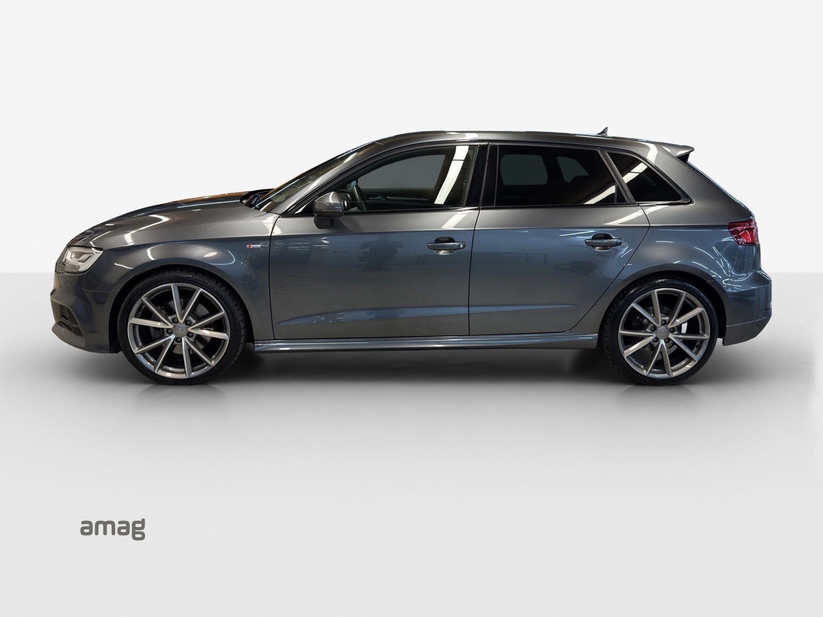 AUDI A3 Sportback 2.0 TFSI Sport quattro S-tronic-image-1