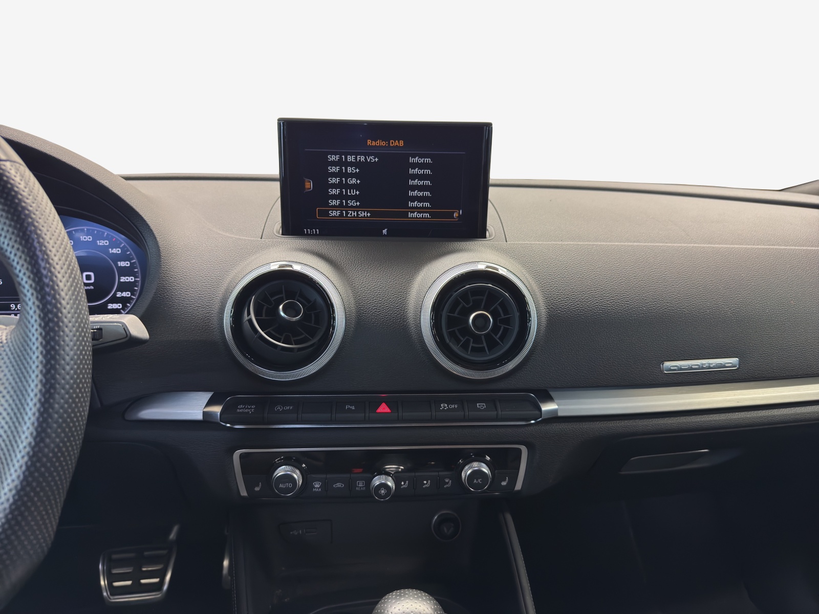 AUDI A3 Sportback 2.0 TFSI Sport quattro S-tronic-image-10