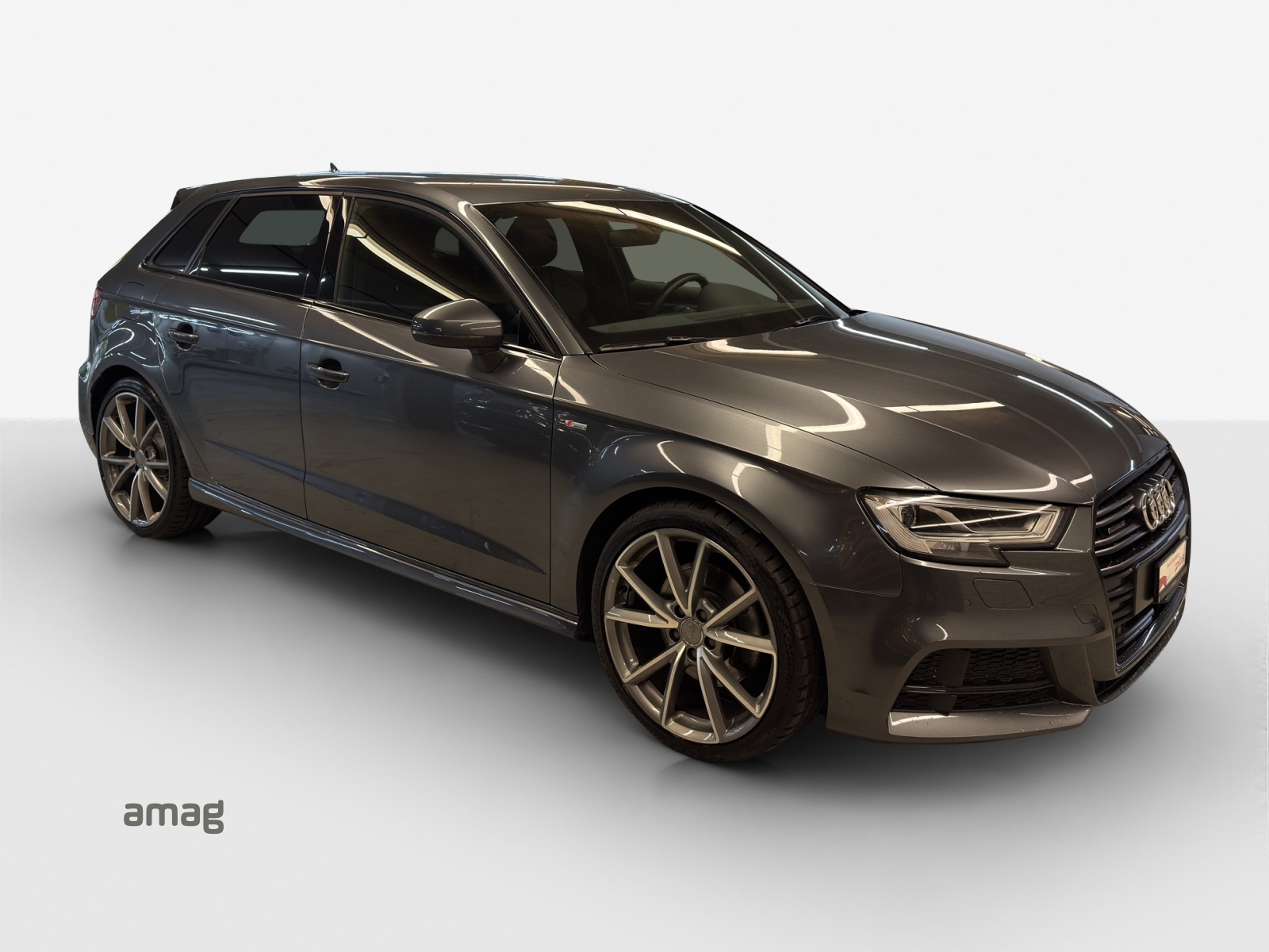 AUDI A3 Sportback 2.0 TFSI Sport quattro S-tronic-image-5