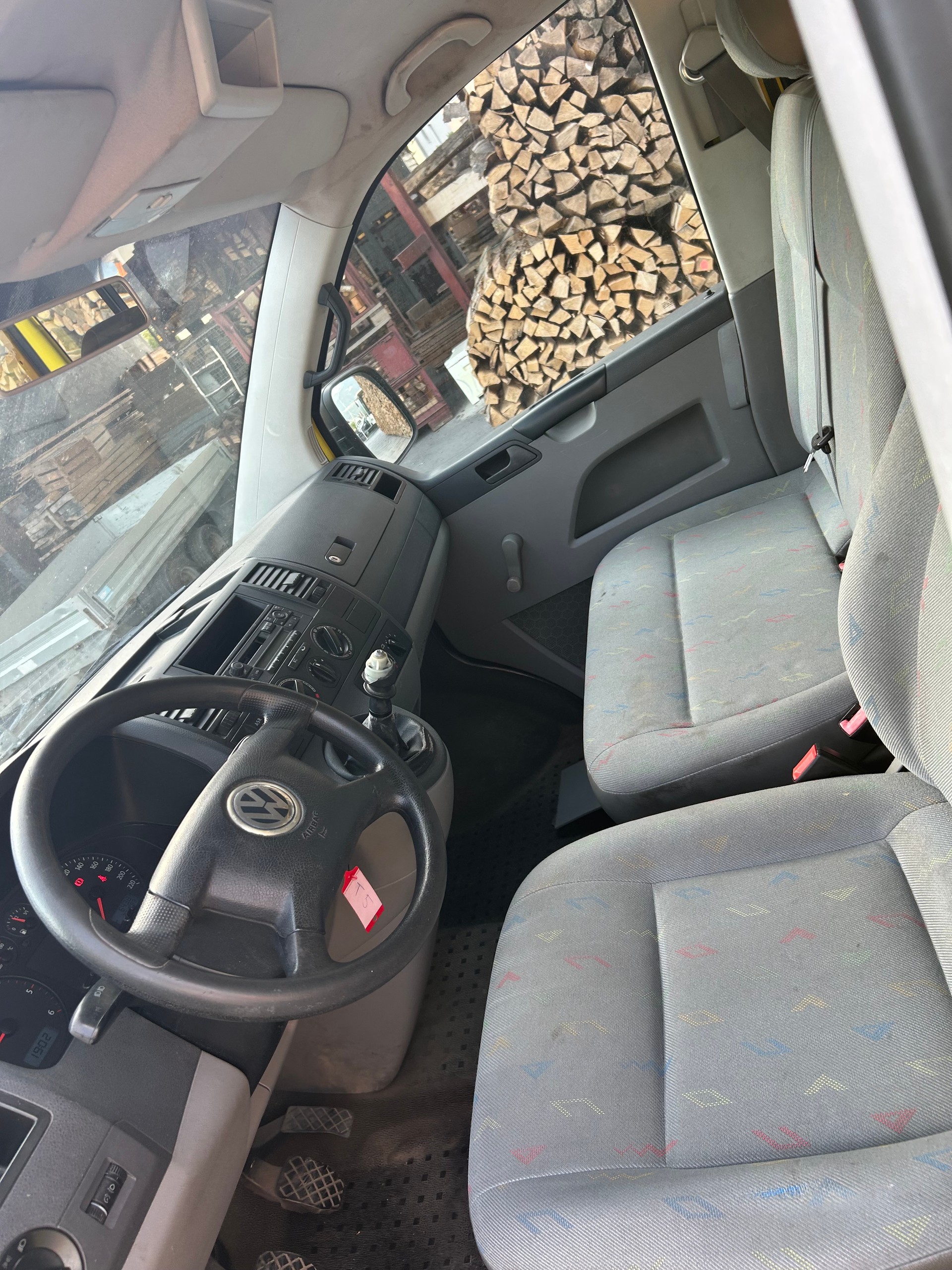 VW T5 Caravelle Trend 1.9 TDI PD-image-5