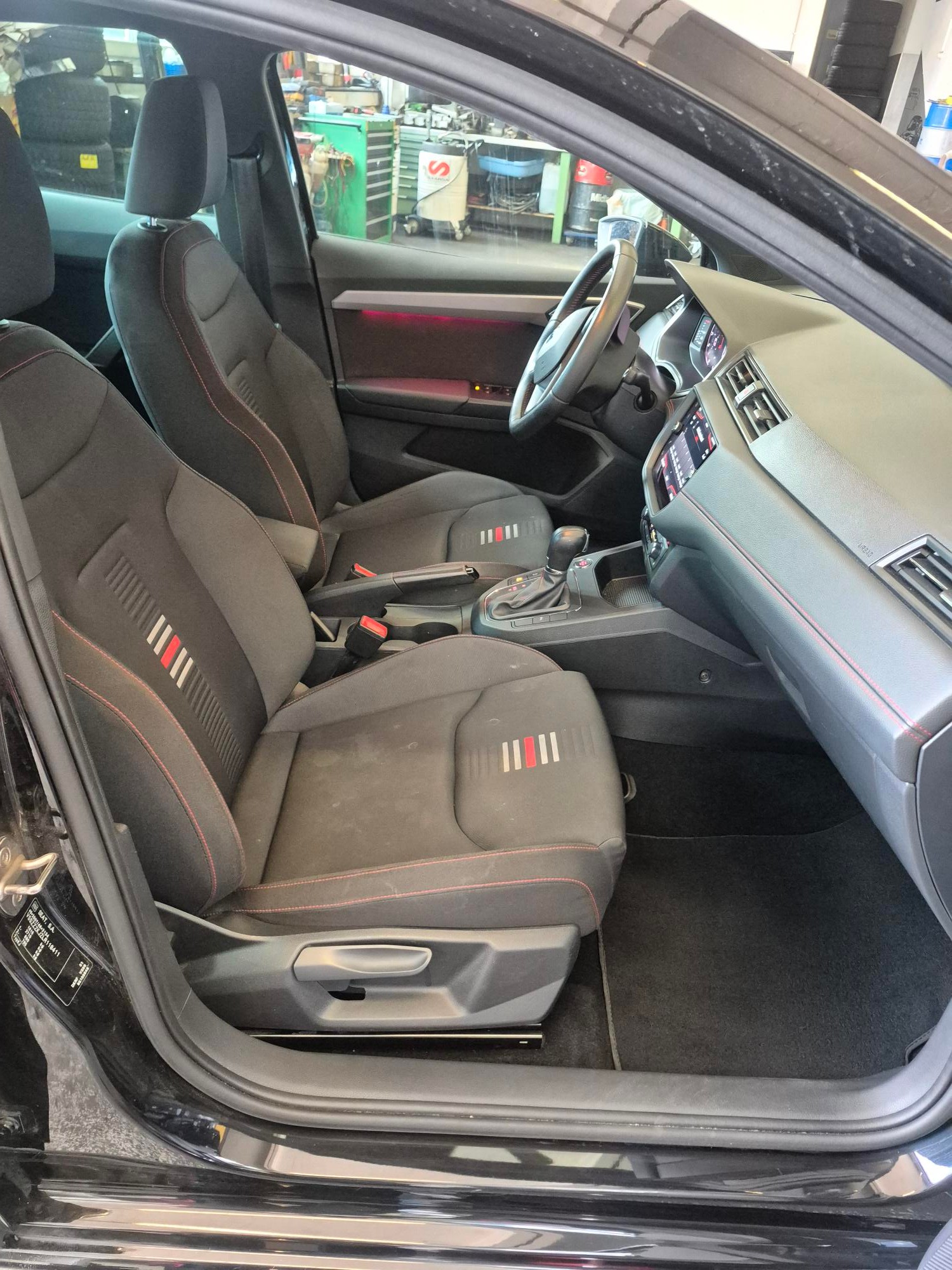 SEAT Ibiza 1.0 EcoTSI DSG Swiss FR-image-13