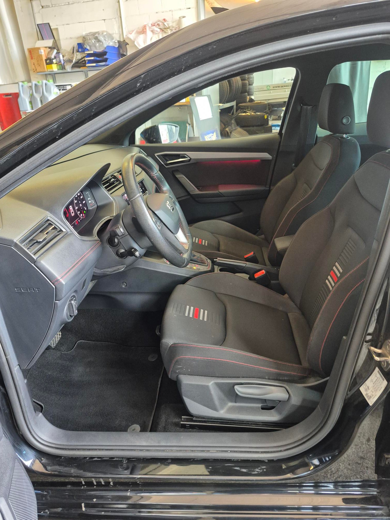 SEAT Ibiza 1.0 EcoTSI DSG Swiss FR-image-11