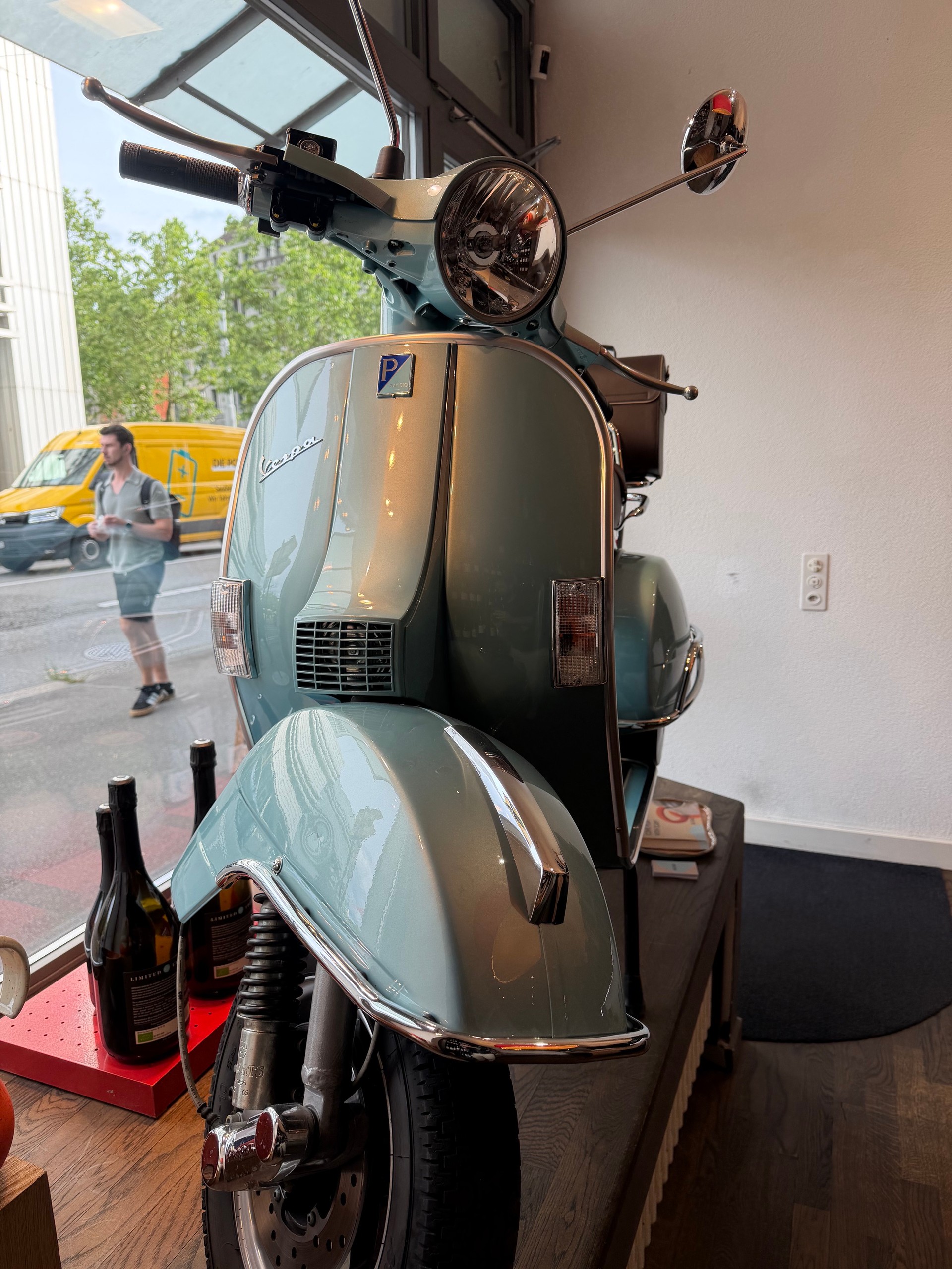 PIAGGIO Vespa PX 125 70° Anniversary-image-4