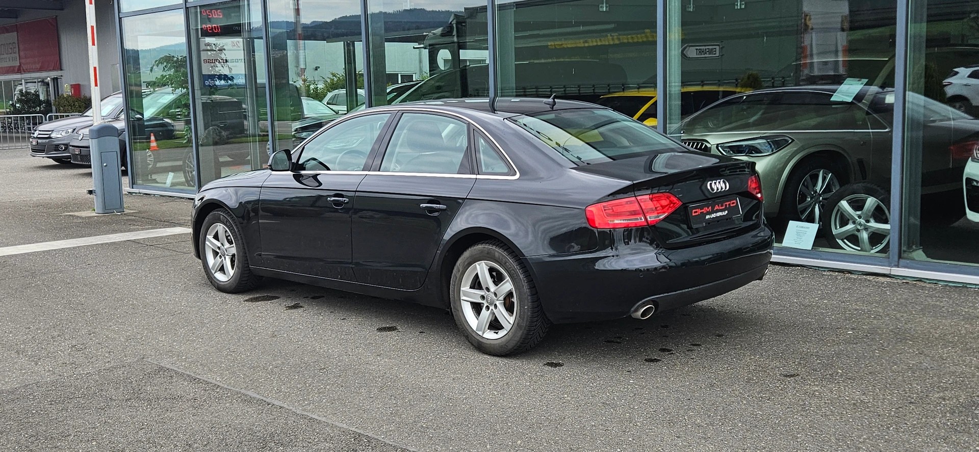 AUDI A4 Limousine 3.0 TDI quattro-image-4