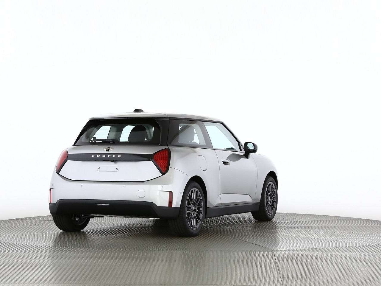 MINI Cooper E-image-1
