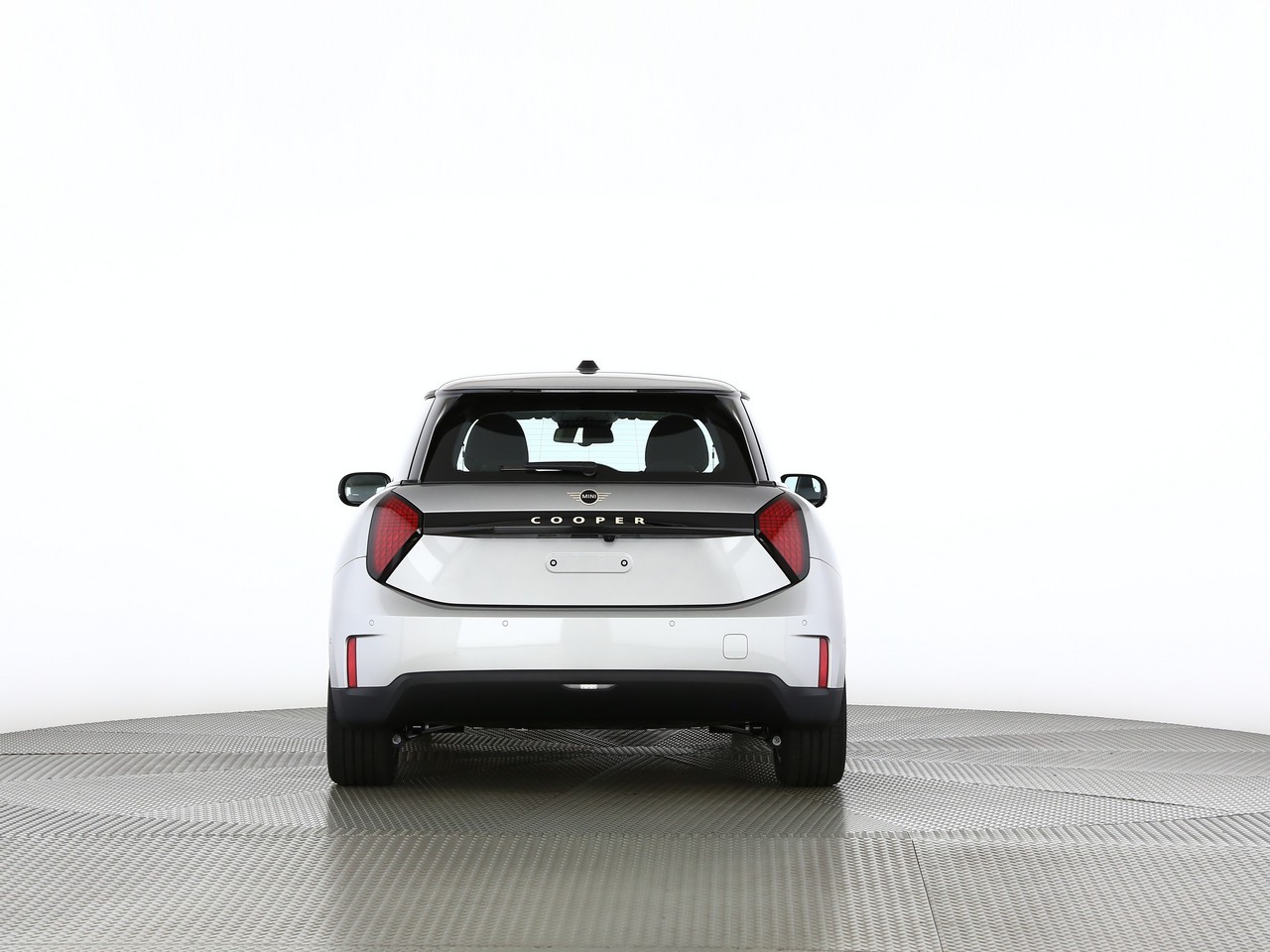 MINI Cooper E-image-3