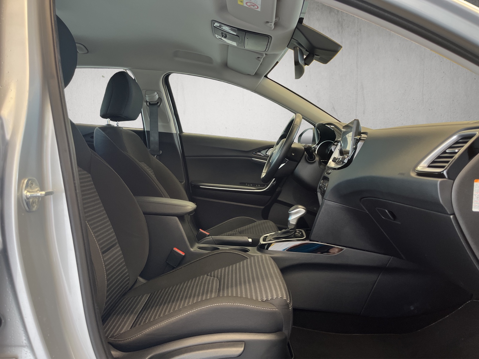 KIA Ceed 1.5 T-GDi MHEV Power-image-12