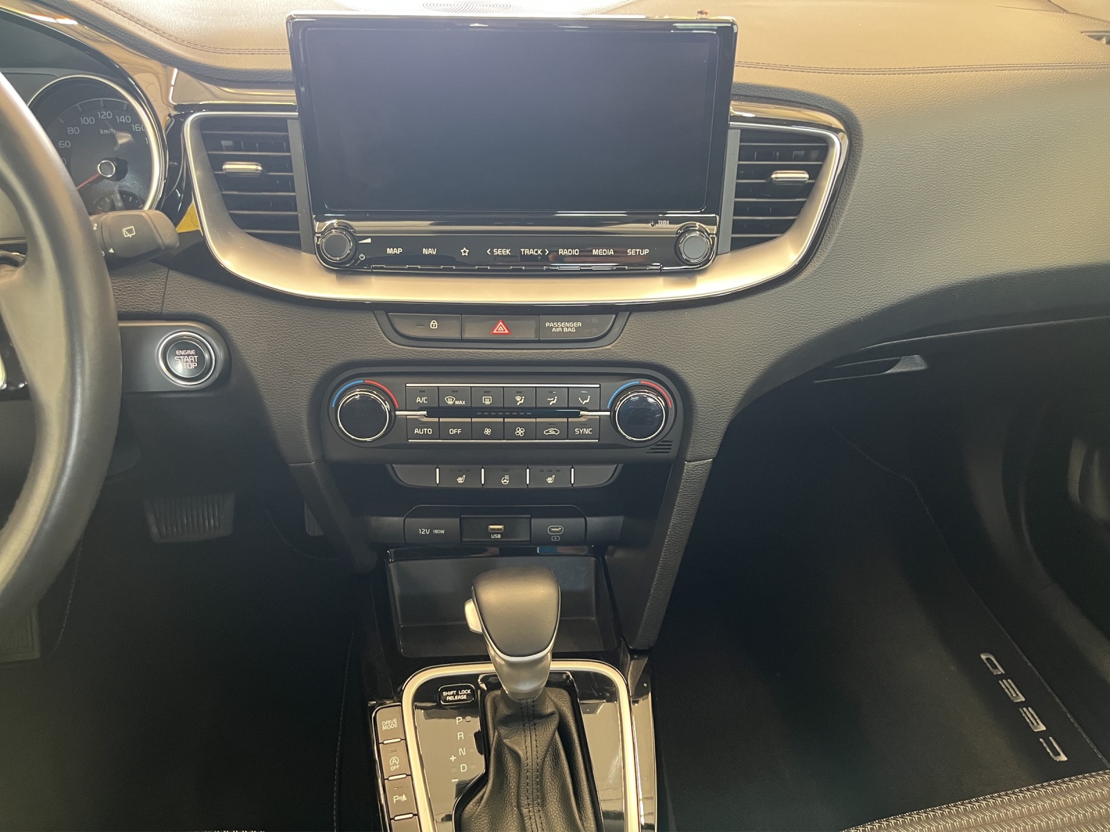 KIA Ceed 1.5 T-GDi MHEV Power-image-10