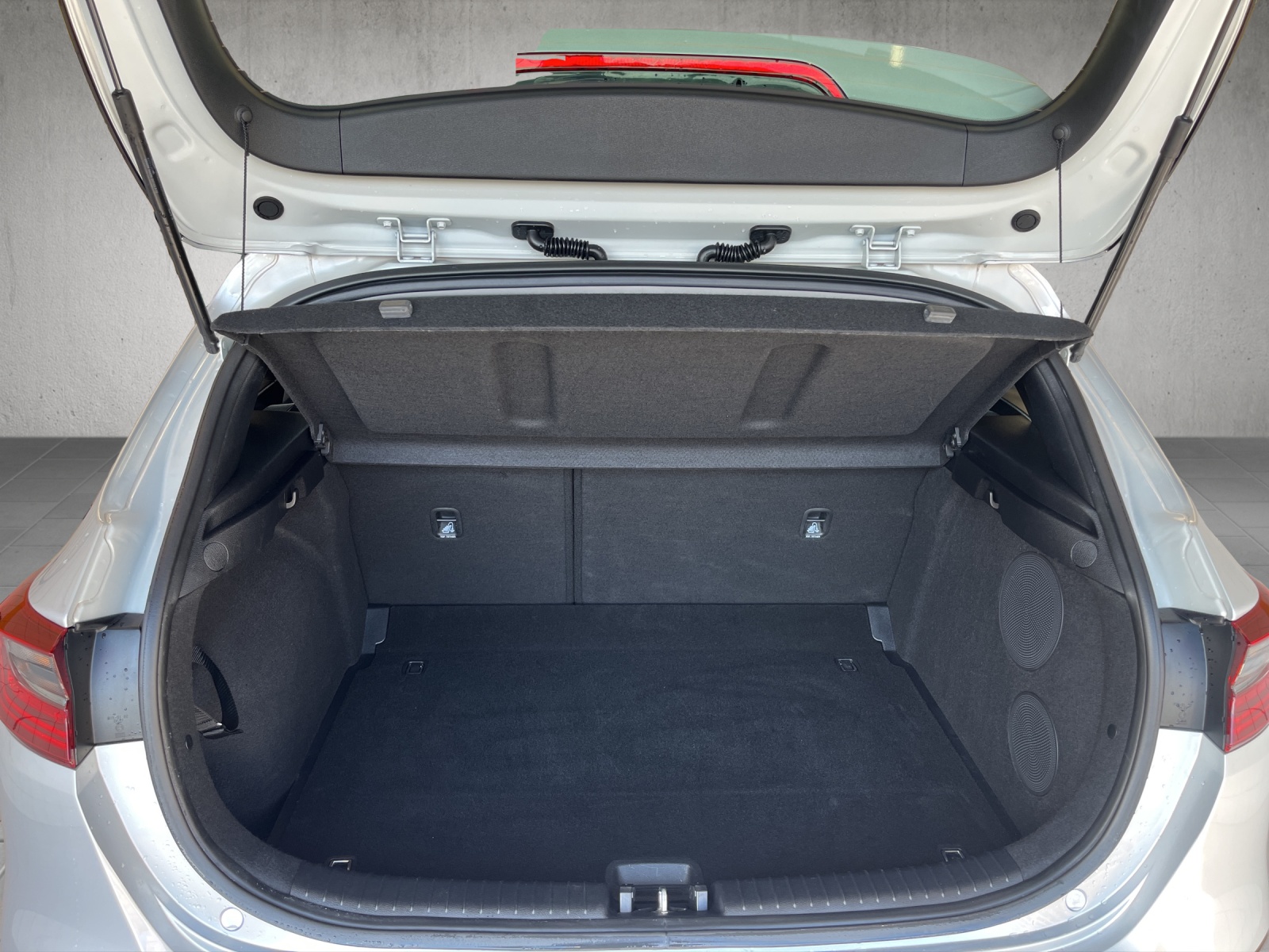 KIA Ceed 1.5 T-GDi MHEV Power-image-14
