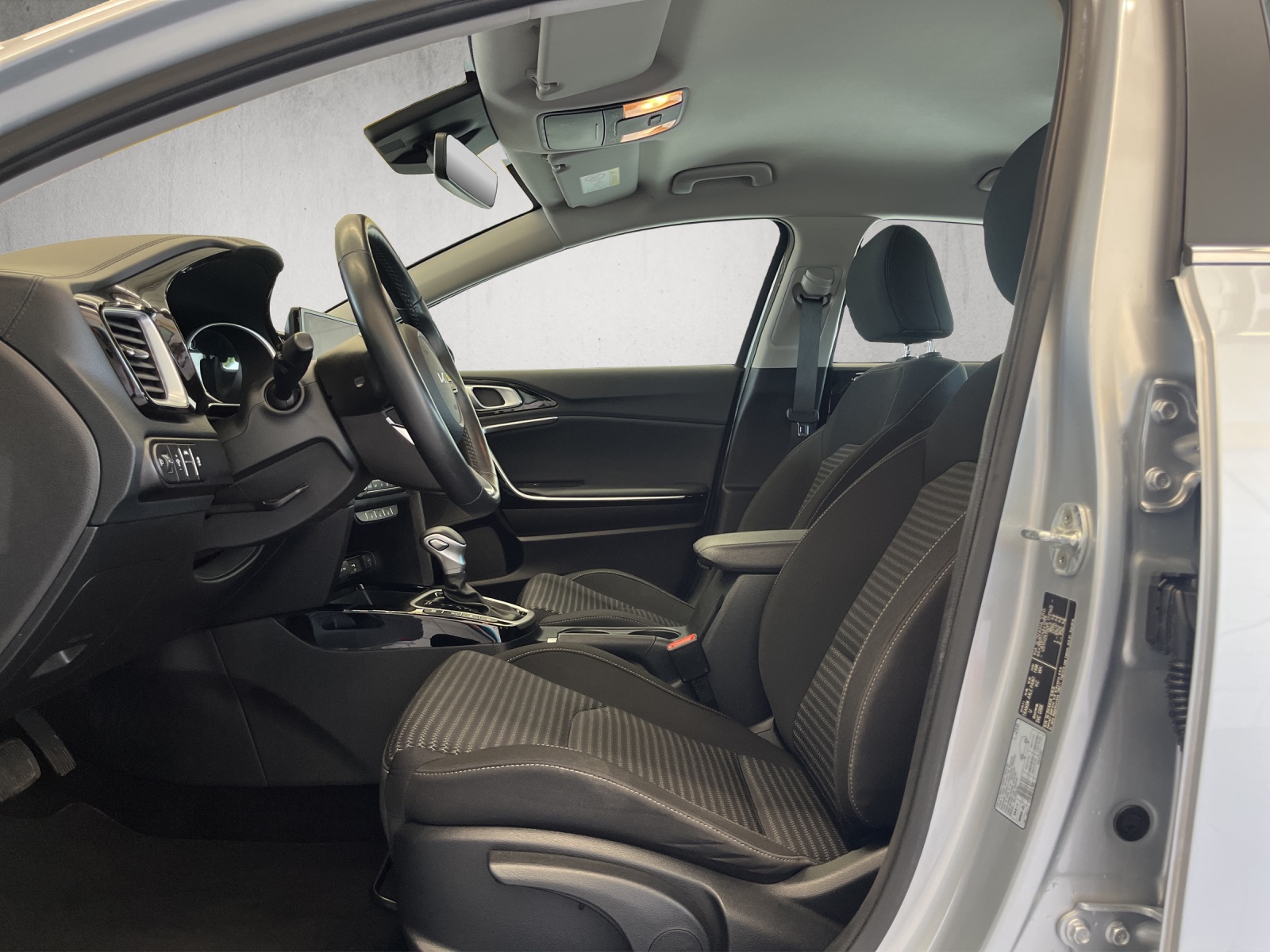 KIA Ceed 1.5 T-GDi MHEV Power-image-8