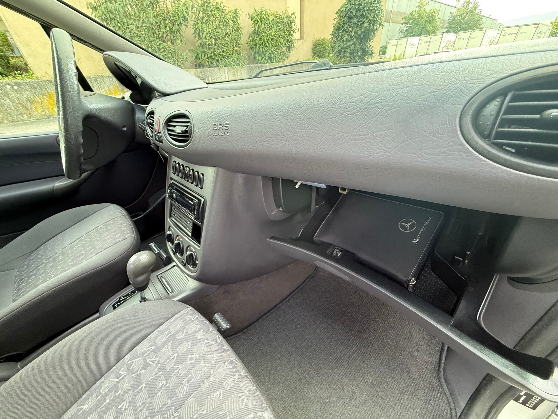 MERCEDES-BENZ A 160 Classic Piccadilly *Automat *Klimaanlage-image-14
