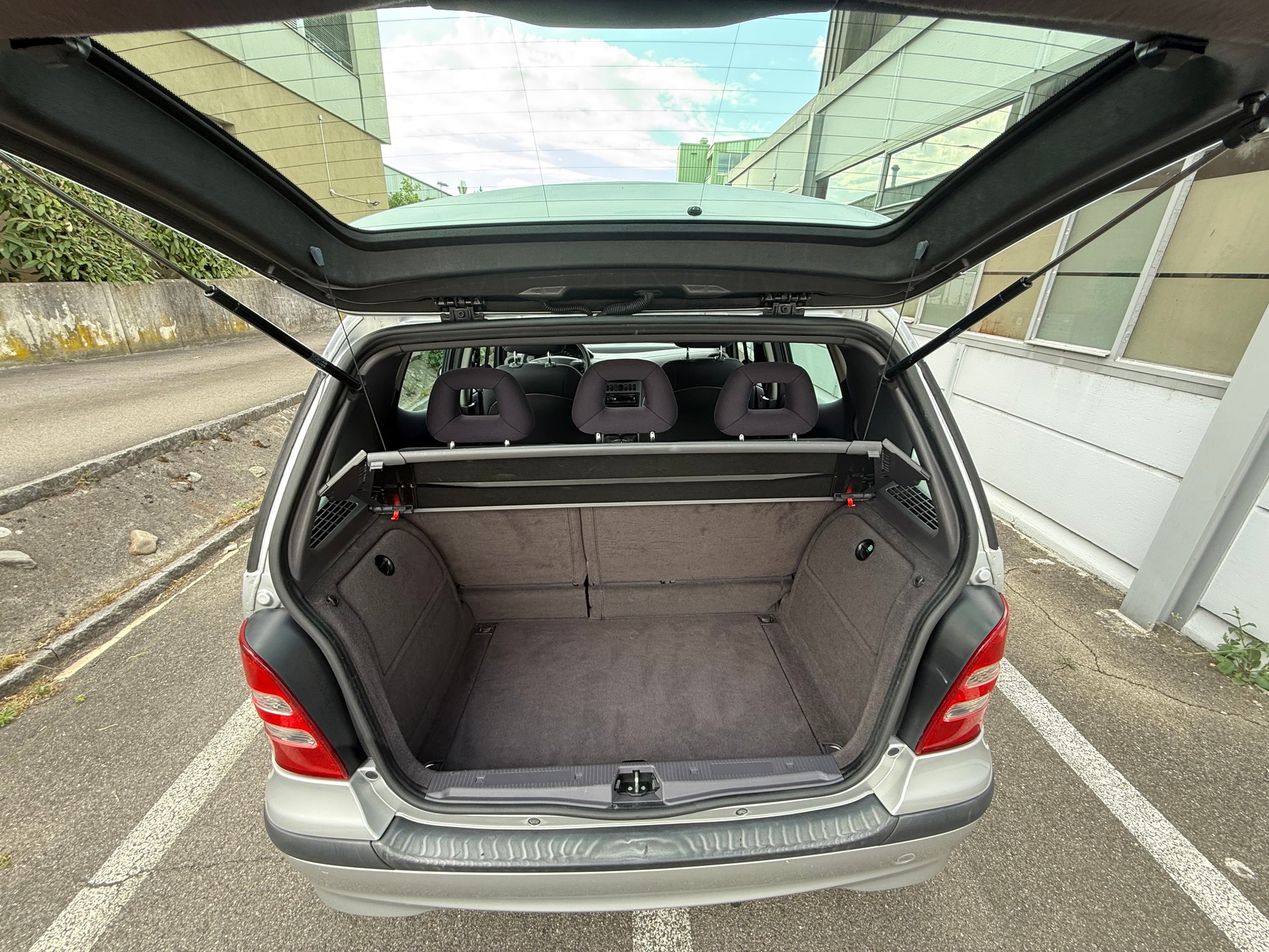 MERCEDES-BENZ A 160 Classic Piccadilly *Automat *Klimaanlage-image-4
