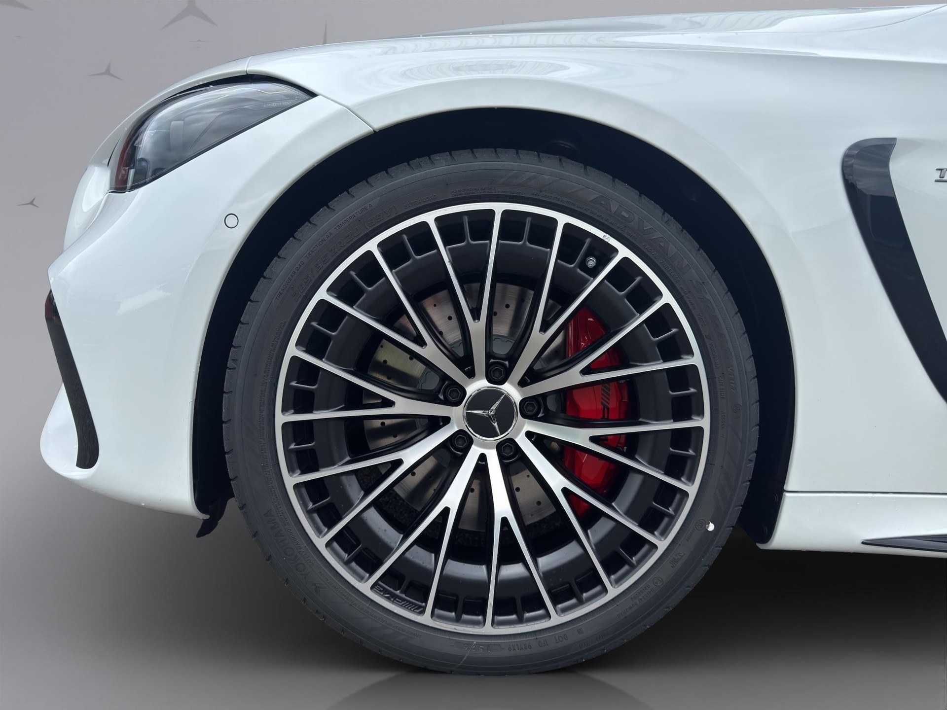 MERCEDES-BENZ CLE 53 AMG 4matic+ Cabriolet-image-2