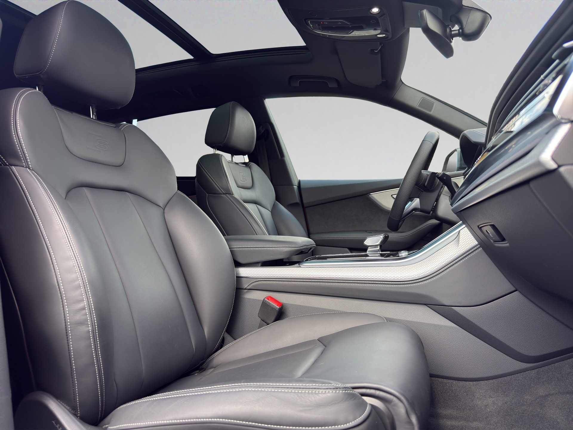 AUDI Q8 ABT 330 PS-image-9