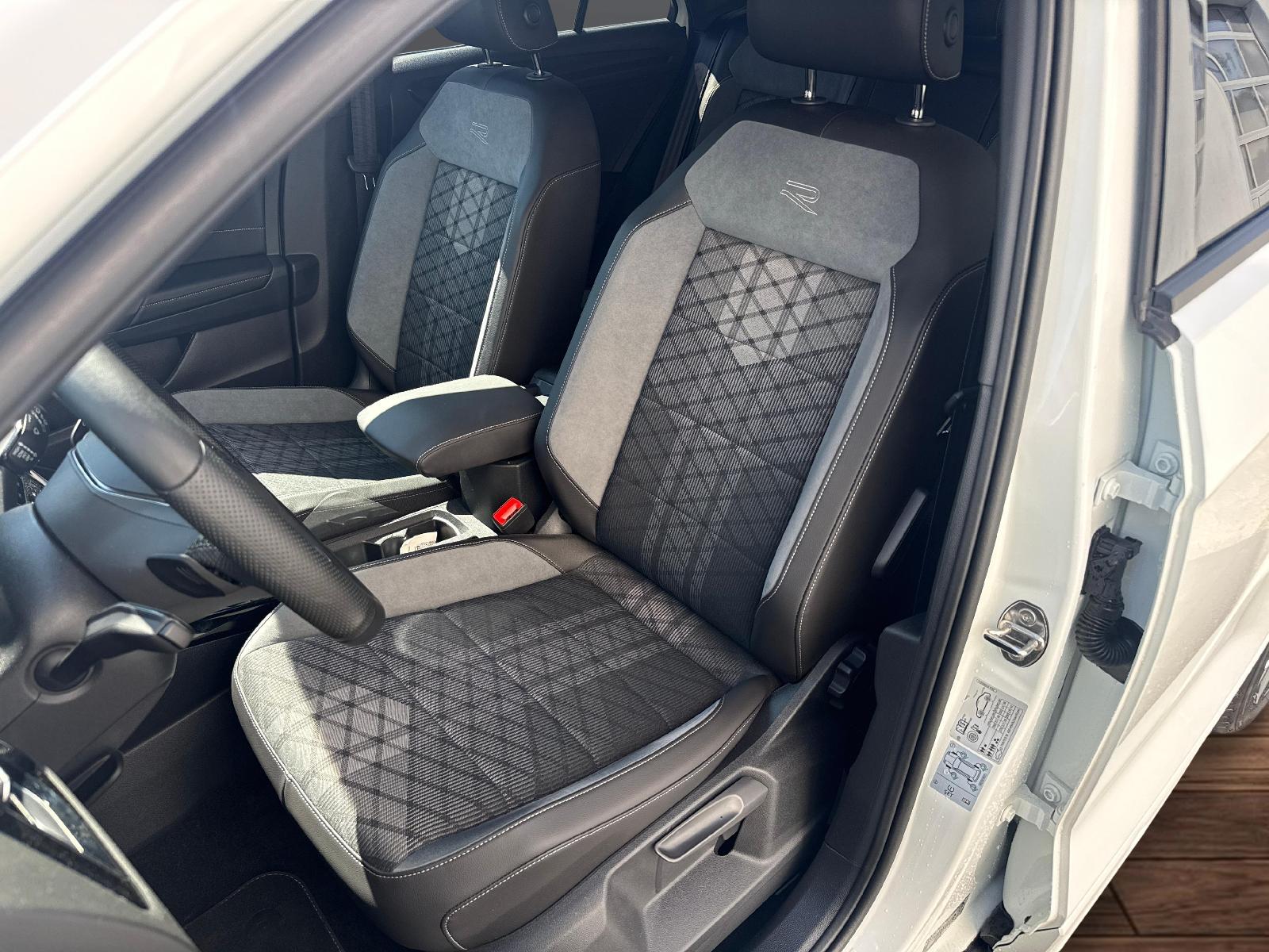 VW T-Roc 2.0 TSI R-Line DSG 4motion-image-5