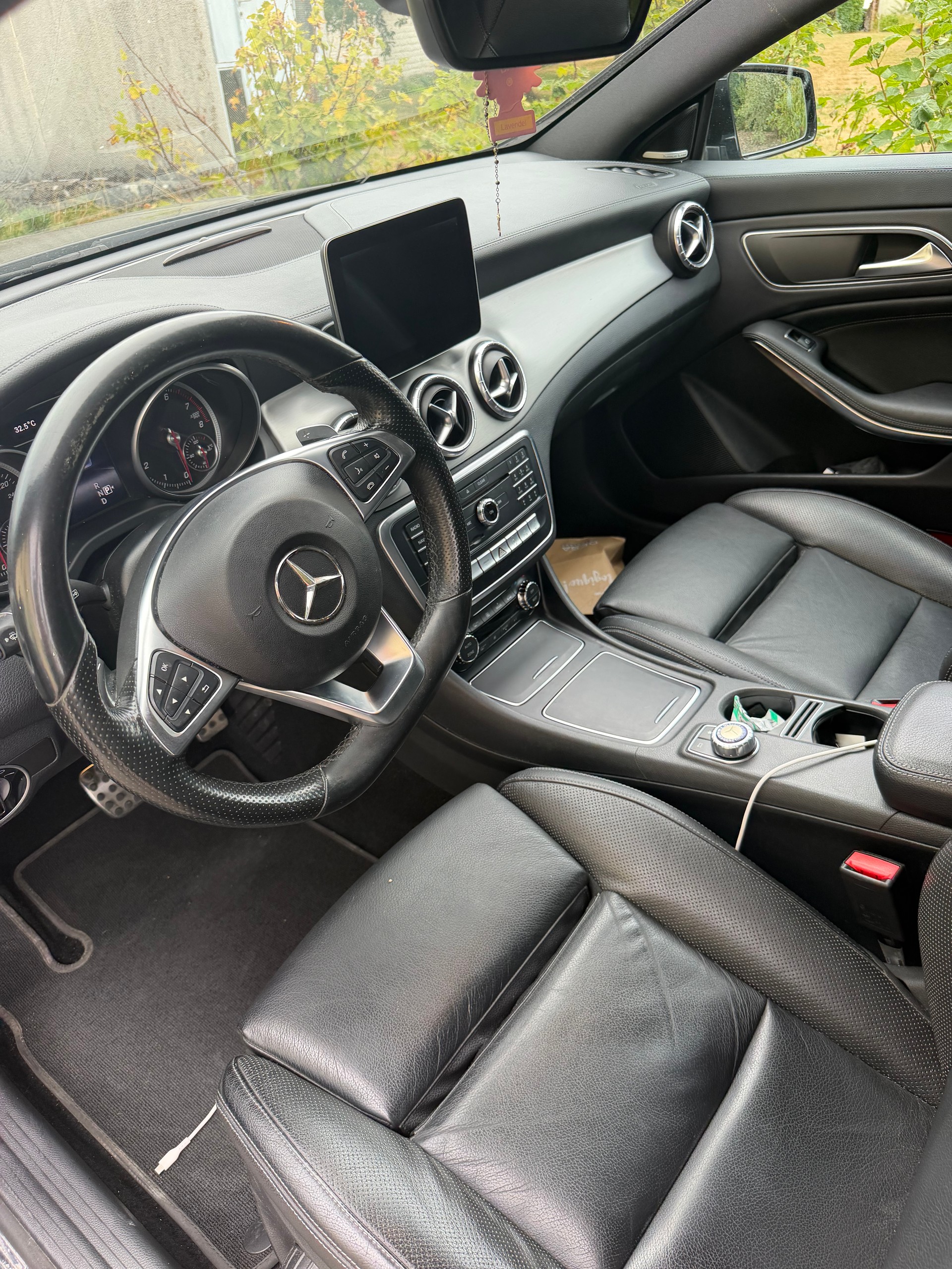MERCEDES-BENZ CLA 250 4m-image-5
