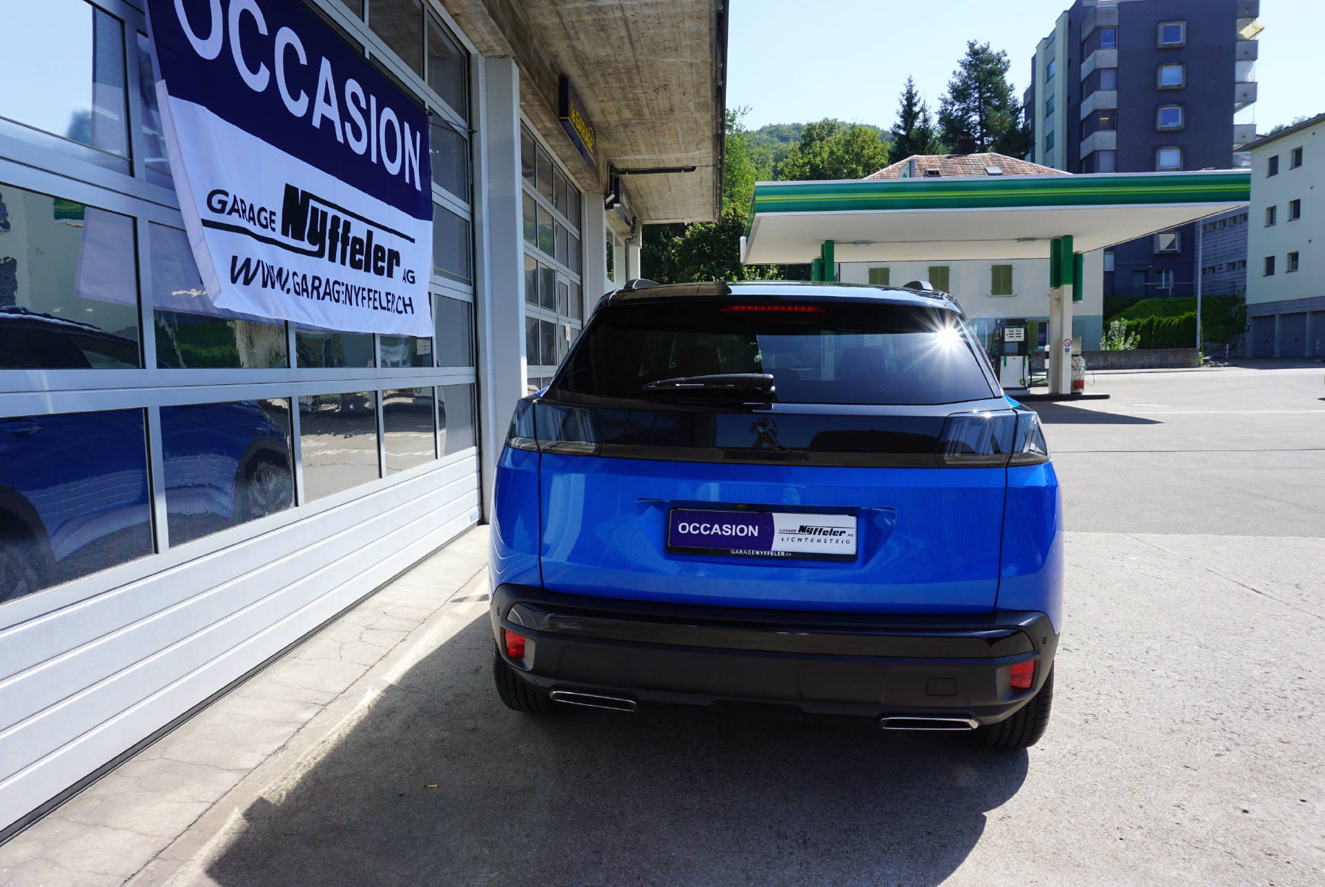 PEUGEOT 3008 1.6 Plug-in Hybrid4 GT Pack-image-5