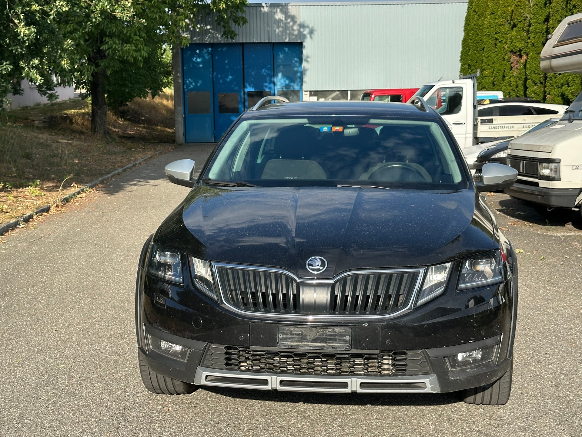 SKODA Octavia Combi 2.0 TDI Scout 4x4 DSG-image-0