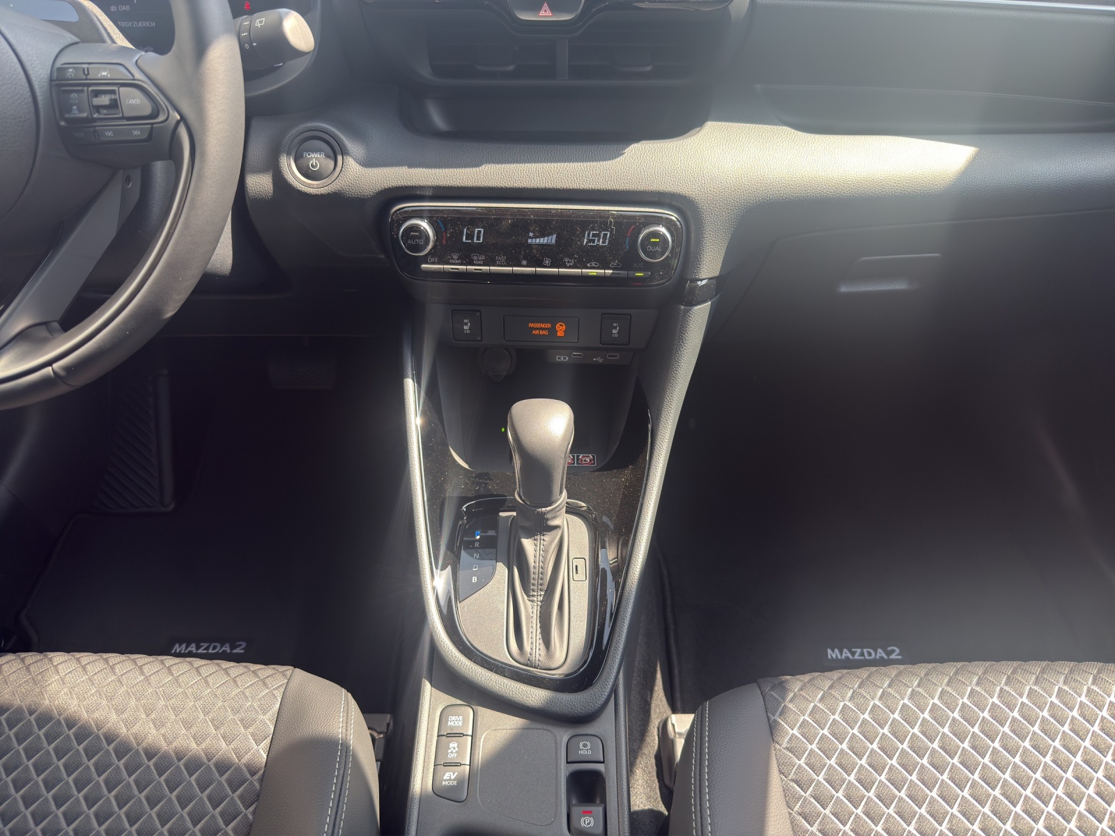 MAZDA 2 1.5 Hybrid Homura-image-13