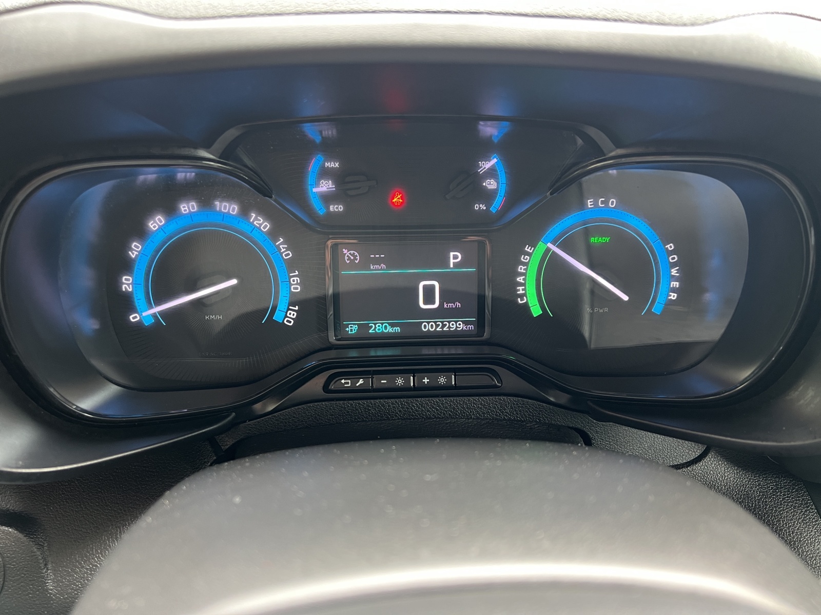 FIAT E-Doblo L1 50kWh 800kg Swiss Edition-image-12